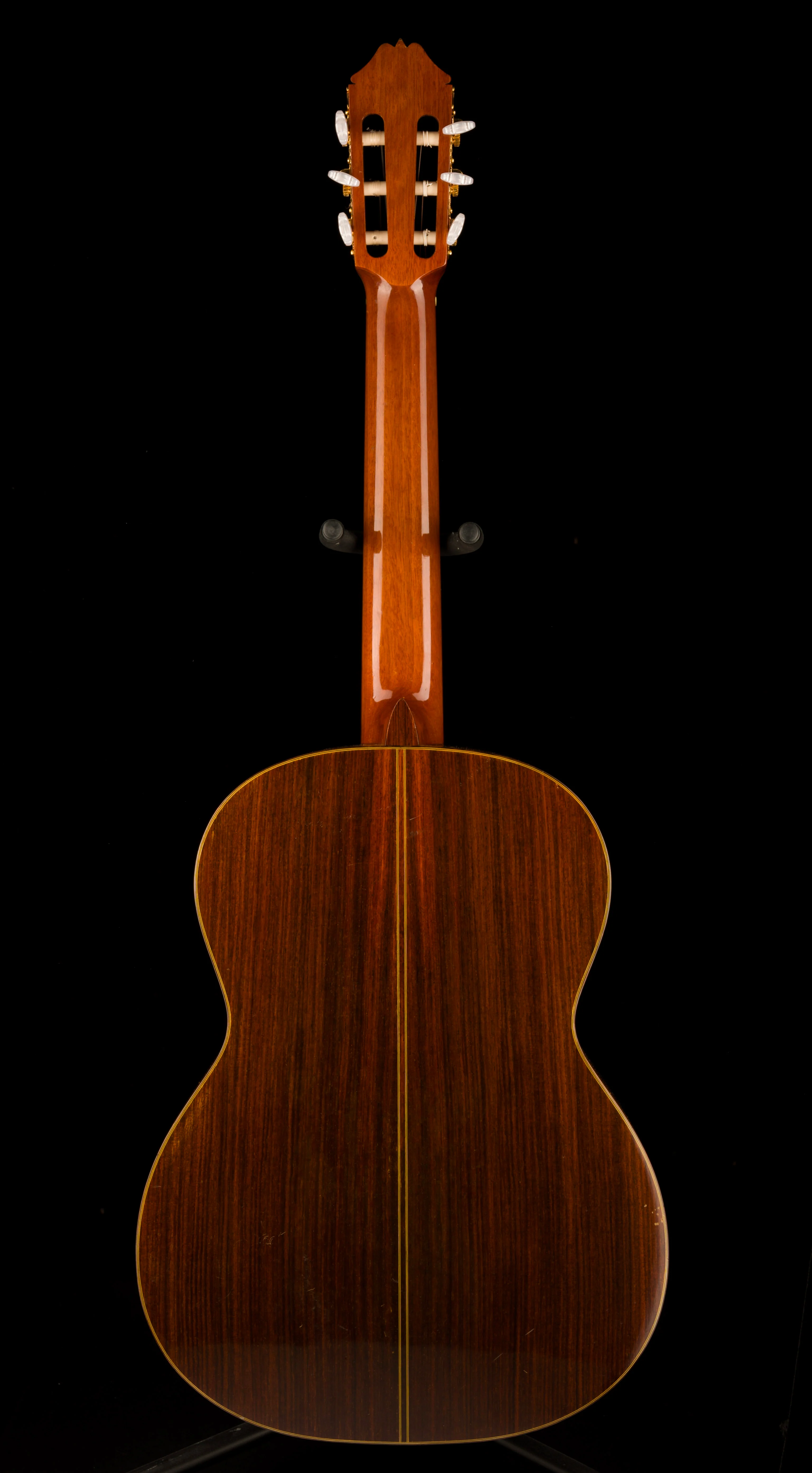 Pre Owned Aria AC30 Classical Guitar With Case - Image 15