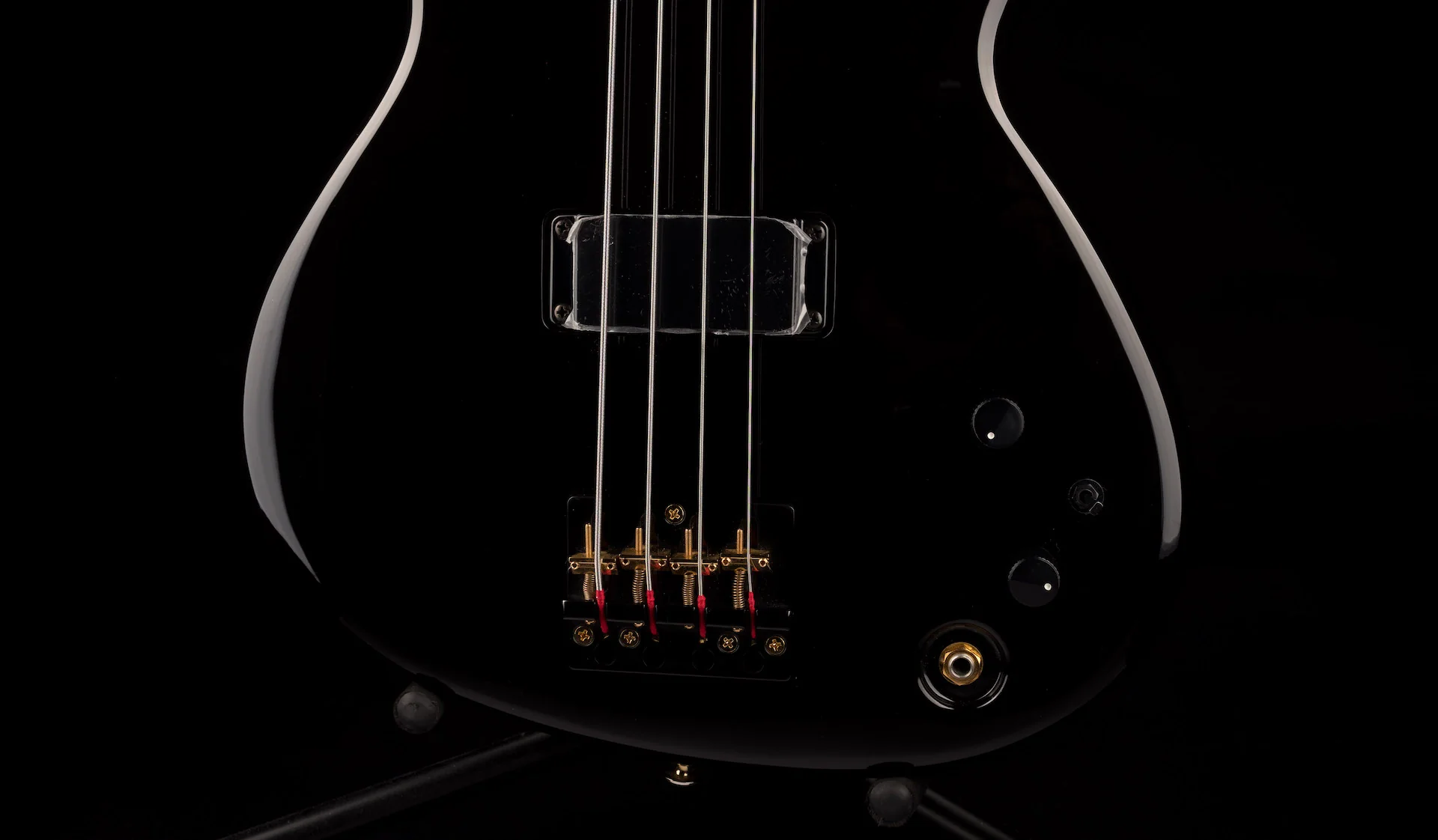 Aria Pro II 2013 NOS Limited Cliff Burton Signature Bass Guitar With Case & Certificate - Image 5