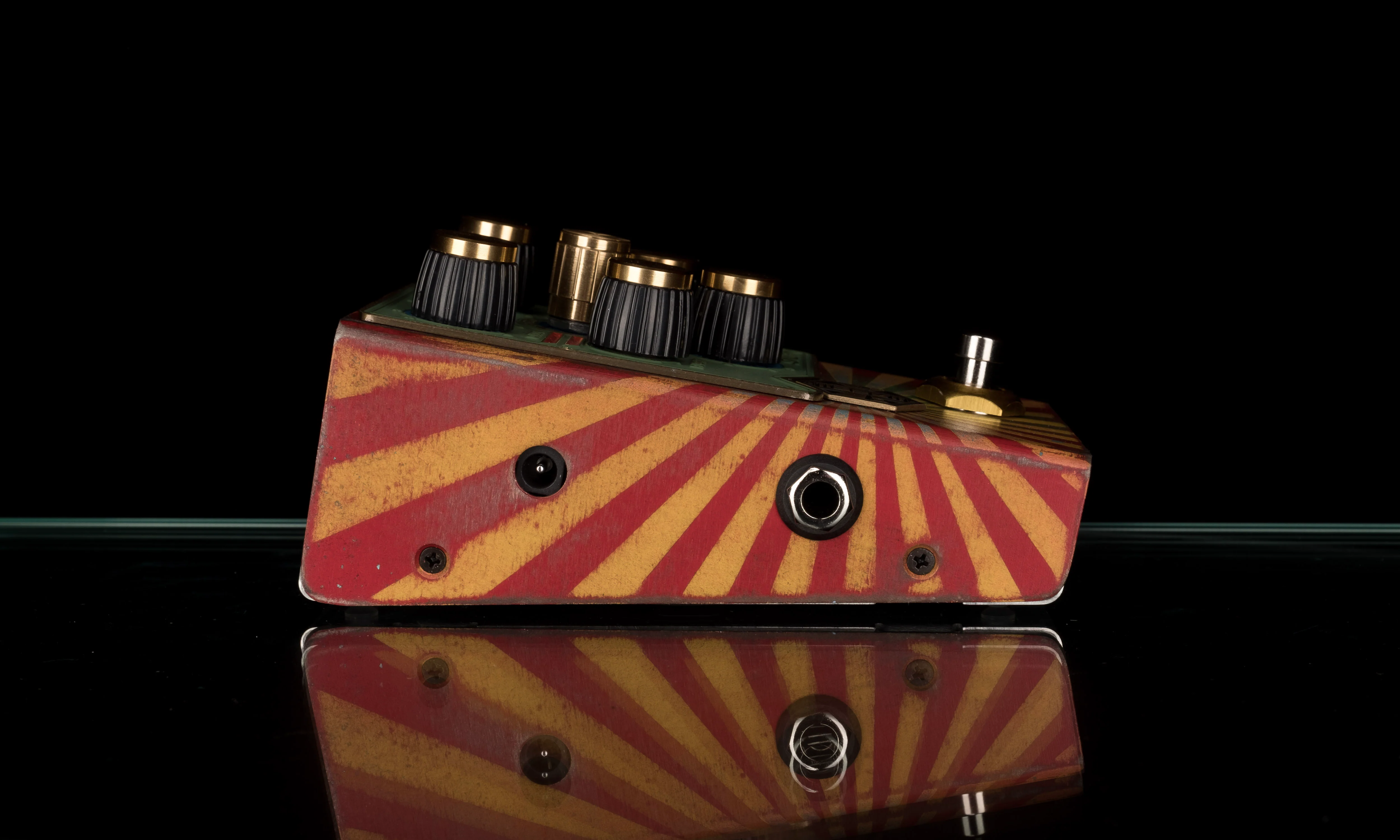 Beetronics FX Custom Shop One Off Rising Sun Swarm Fuzz Harmonizer Pedal - Image 4