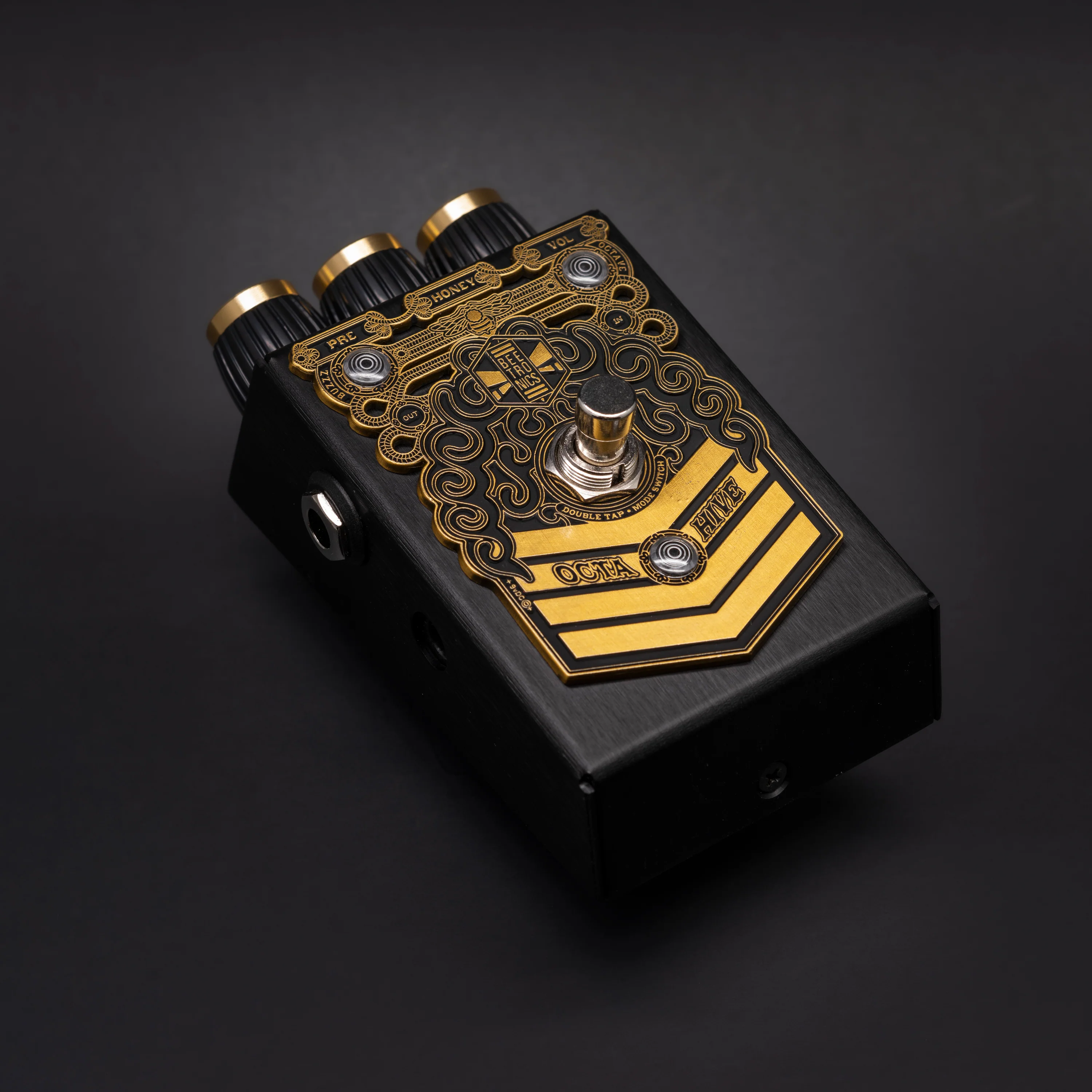 Beetronics FX Octahive V2 Babee Series Octave Fuzz Pedal - Image 3