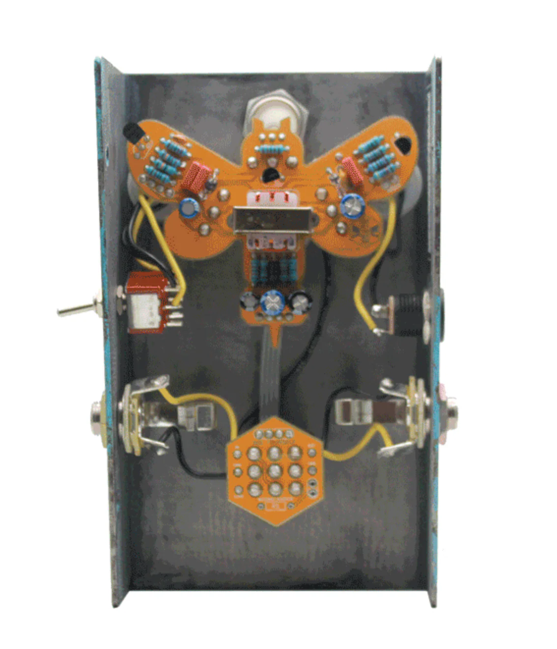 BeetronicsFX Limited Edition Octahive Super High Gain Fuzz High Octave Dual Footswitch Yellow - Image 3
