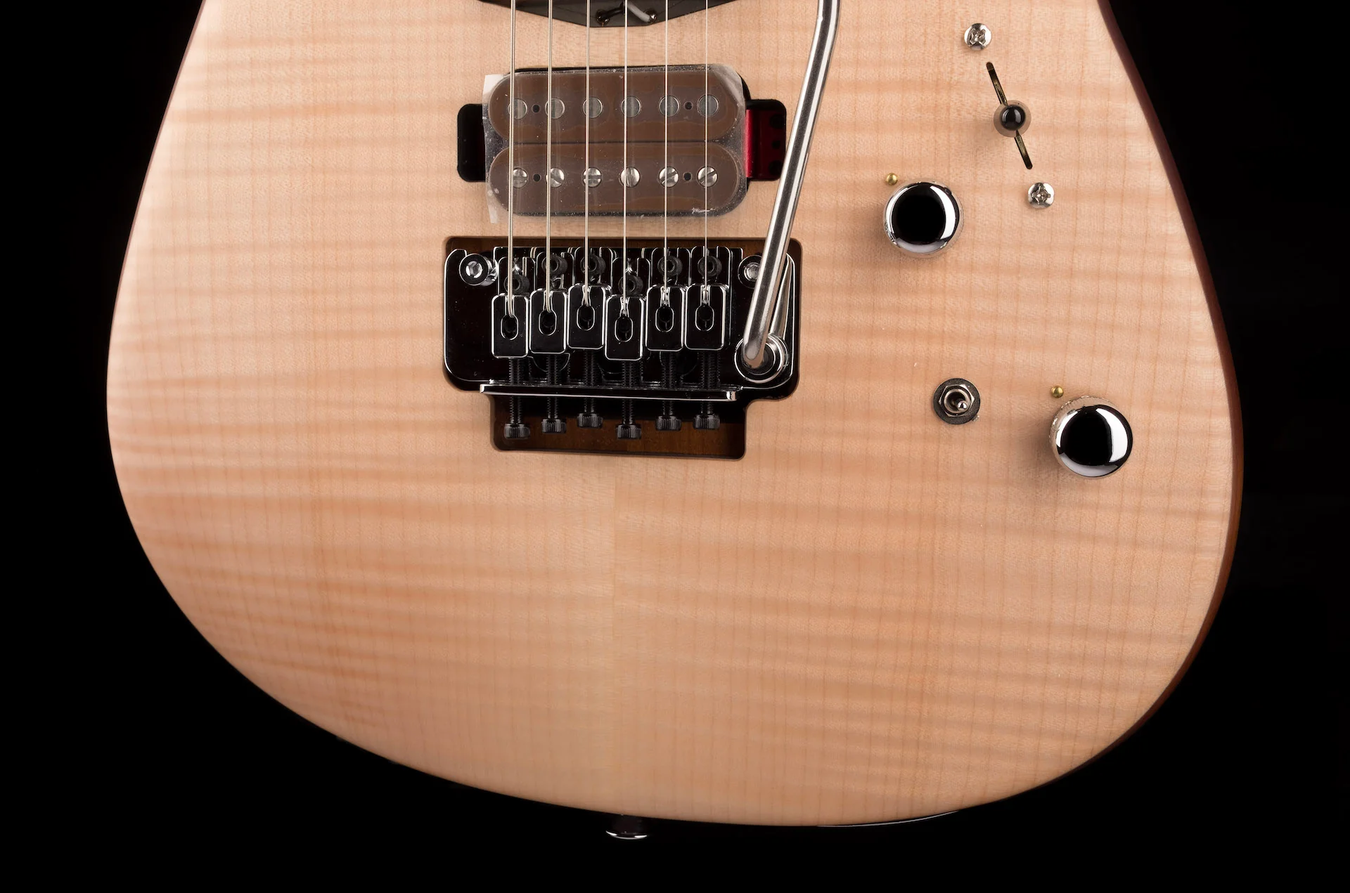 Charvel Guthrie Govan Signature HSH Flame Maple Caramelized Flame Natural With Case - Image 8