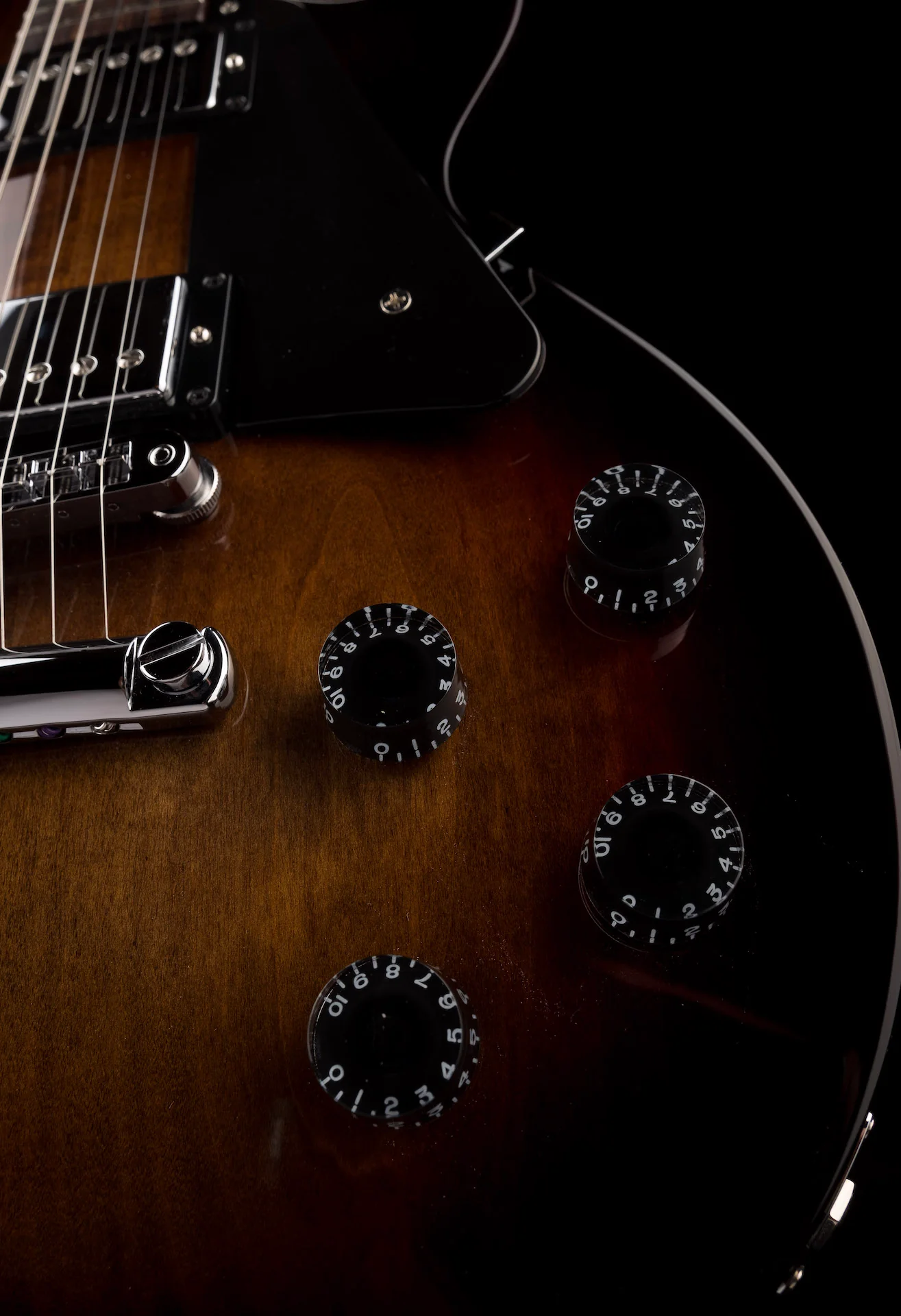 Pre Owned 2022 Gibson Les Paul Studio Electric Guitar Smokehouse Burst With Soft Case - Image 8