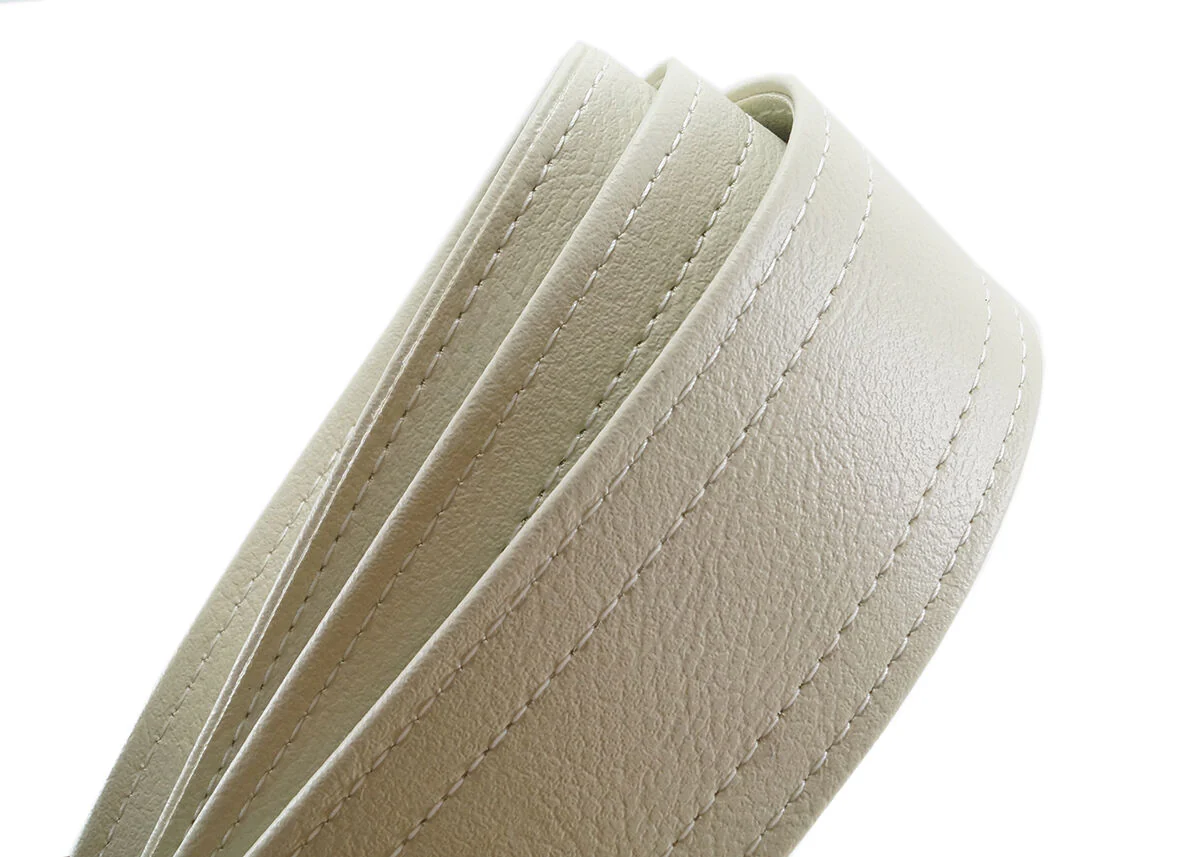 Couch The None More White Luggage Guitar Strap - L001 - Image 3