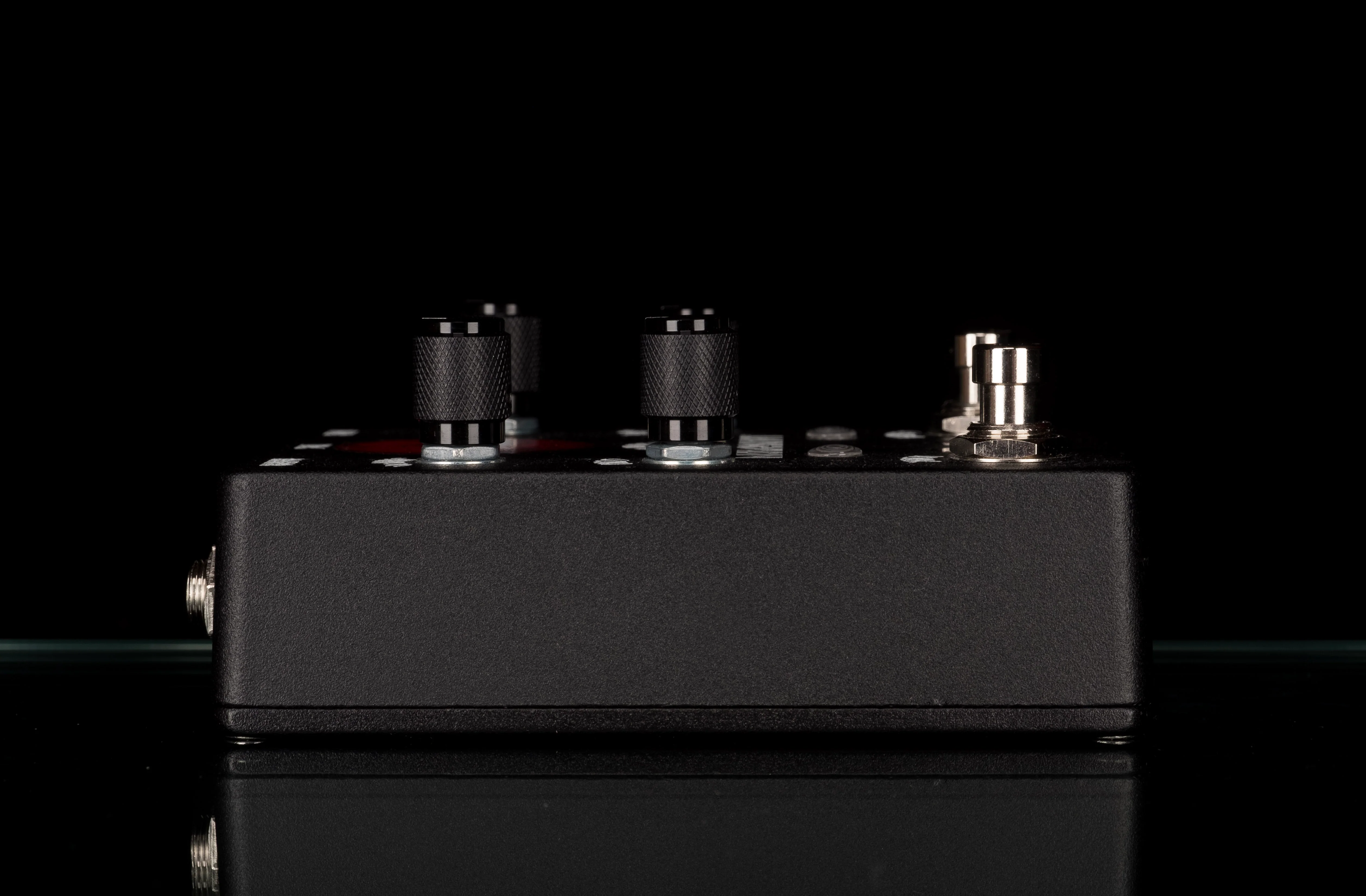Demonic Machines Dragonaut Doom Fuzz Guitar Effect Pedal - Image 6