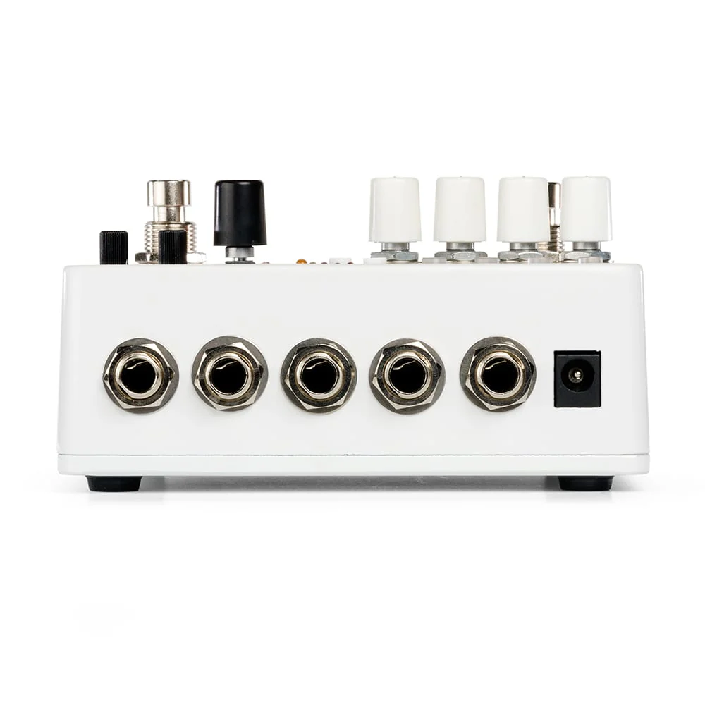 Electro-Harmonix Grand Canyon Delay and Looper Guitar Effect Pedal - Image 3