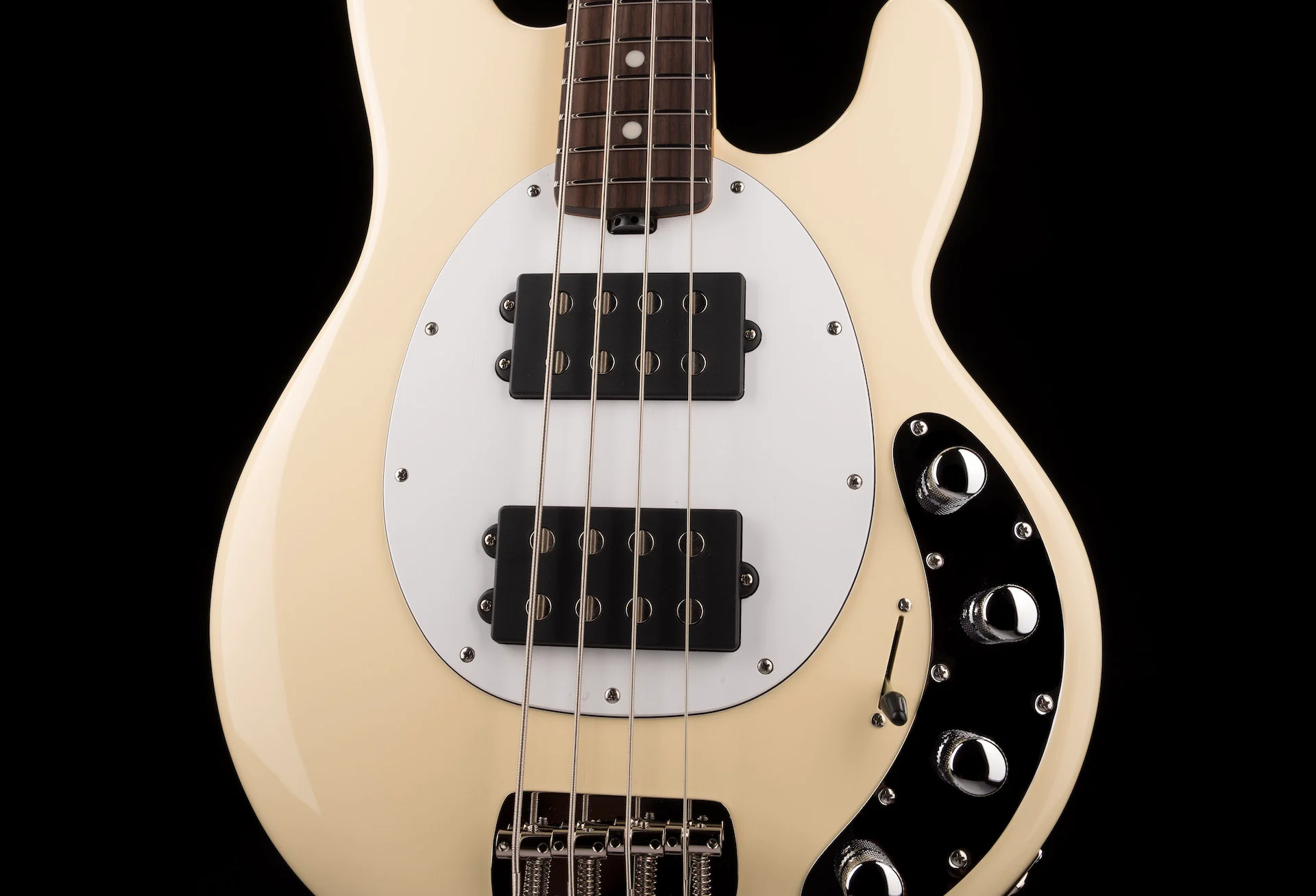 Ernie Ball Music Man Stingray HH Special Buttercream with Case - Image 6