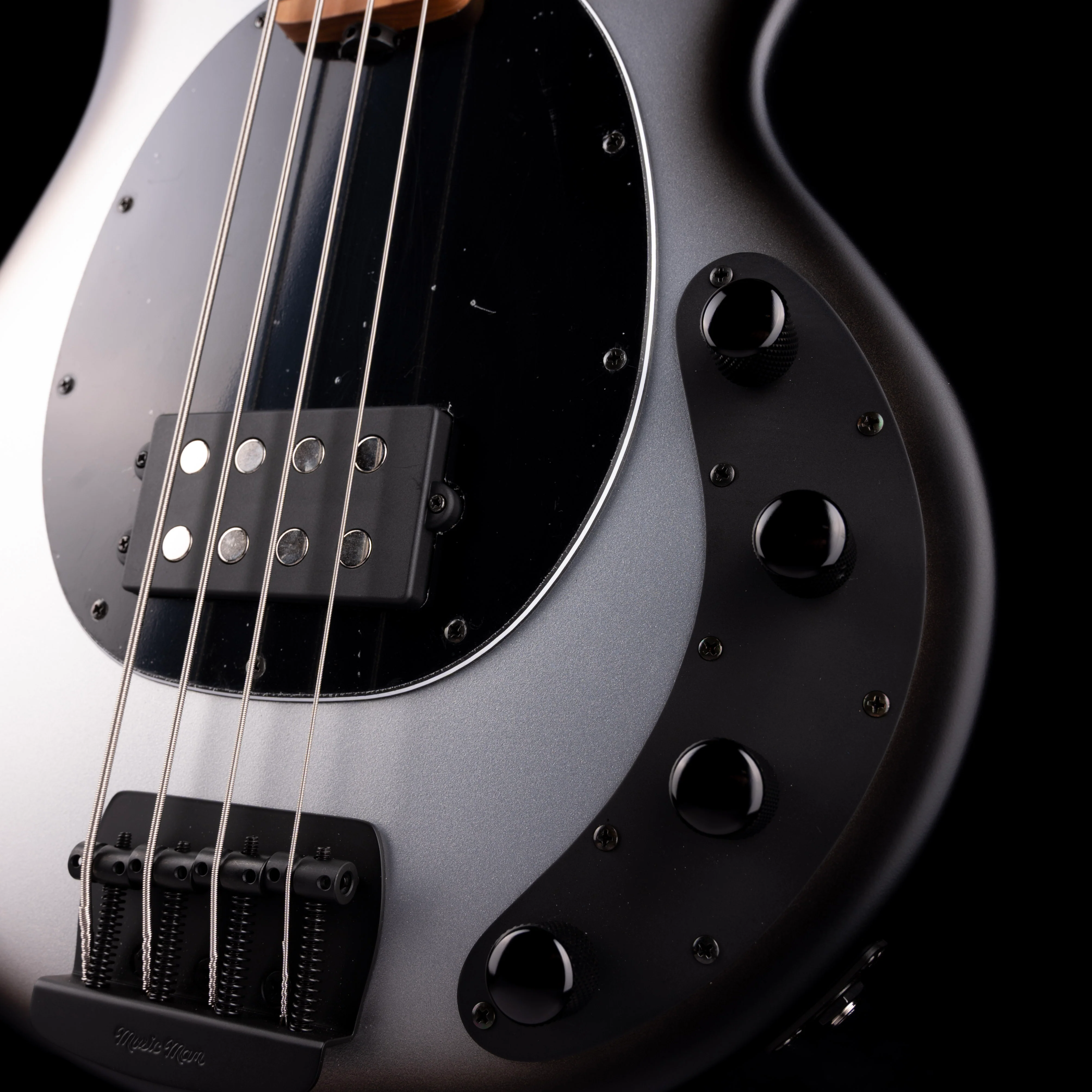 Ernie Ball Music Man StingRay Special H Bass Black Rock with Mono Case - Image 5