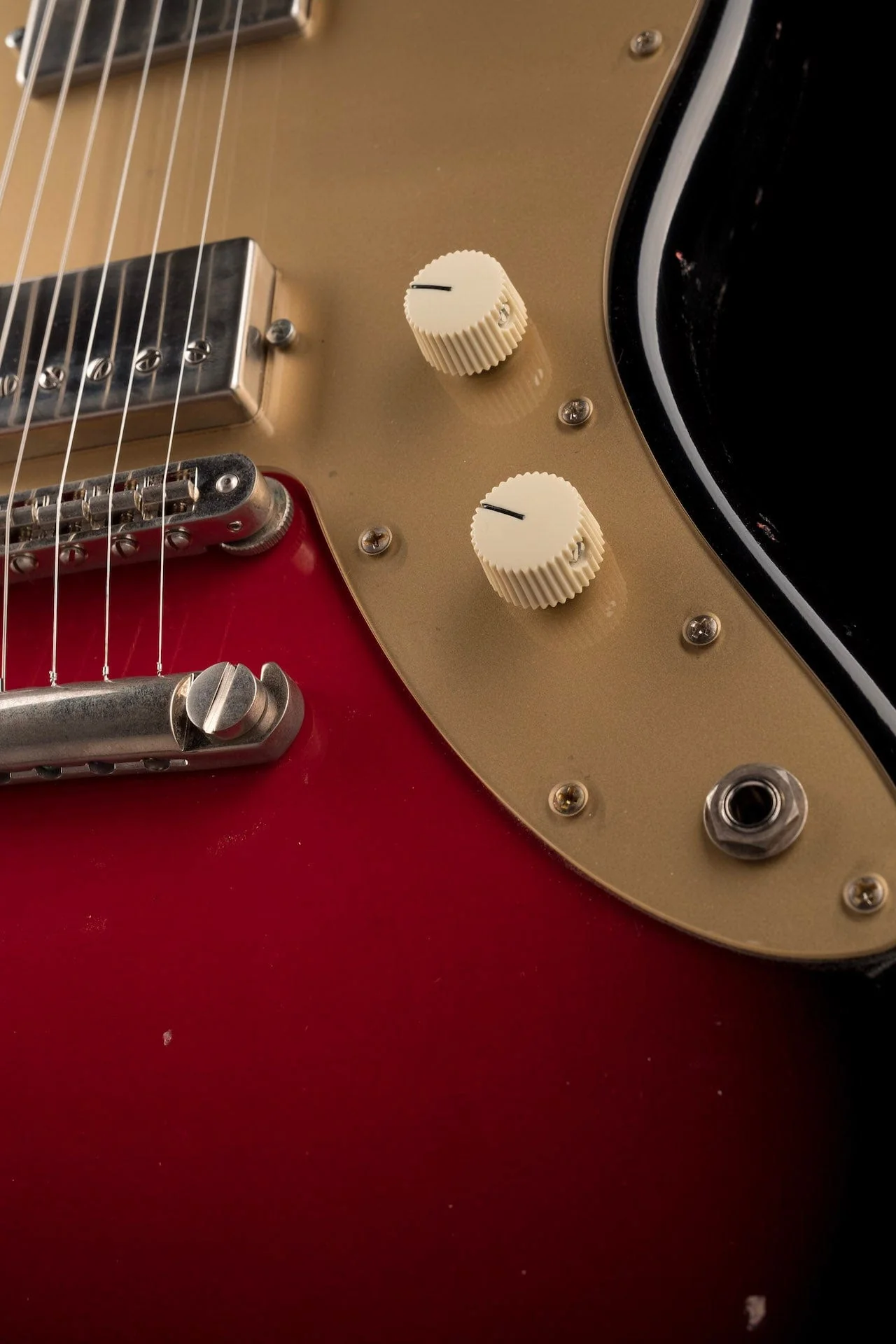 Fano Oltre JM6 Light Distress Red Burst with Gig Bag - Image 8