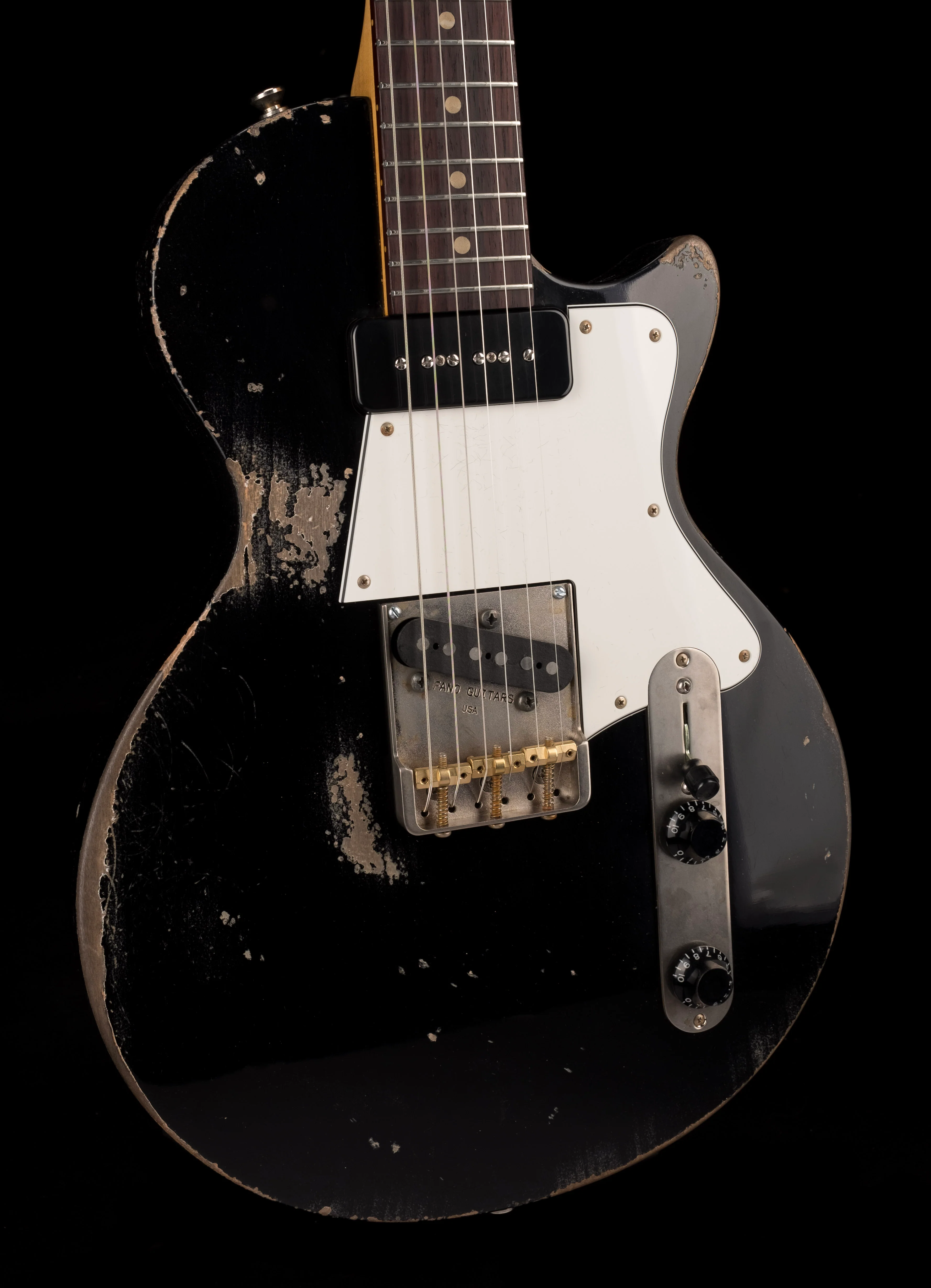 Fano Oltre Series SP6 P90 Medium/Heavy Distress Bull Black with Gig Bag - Image 9