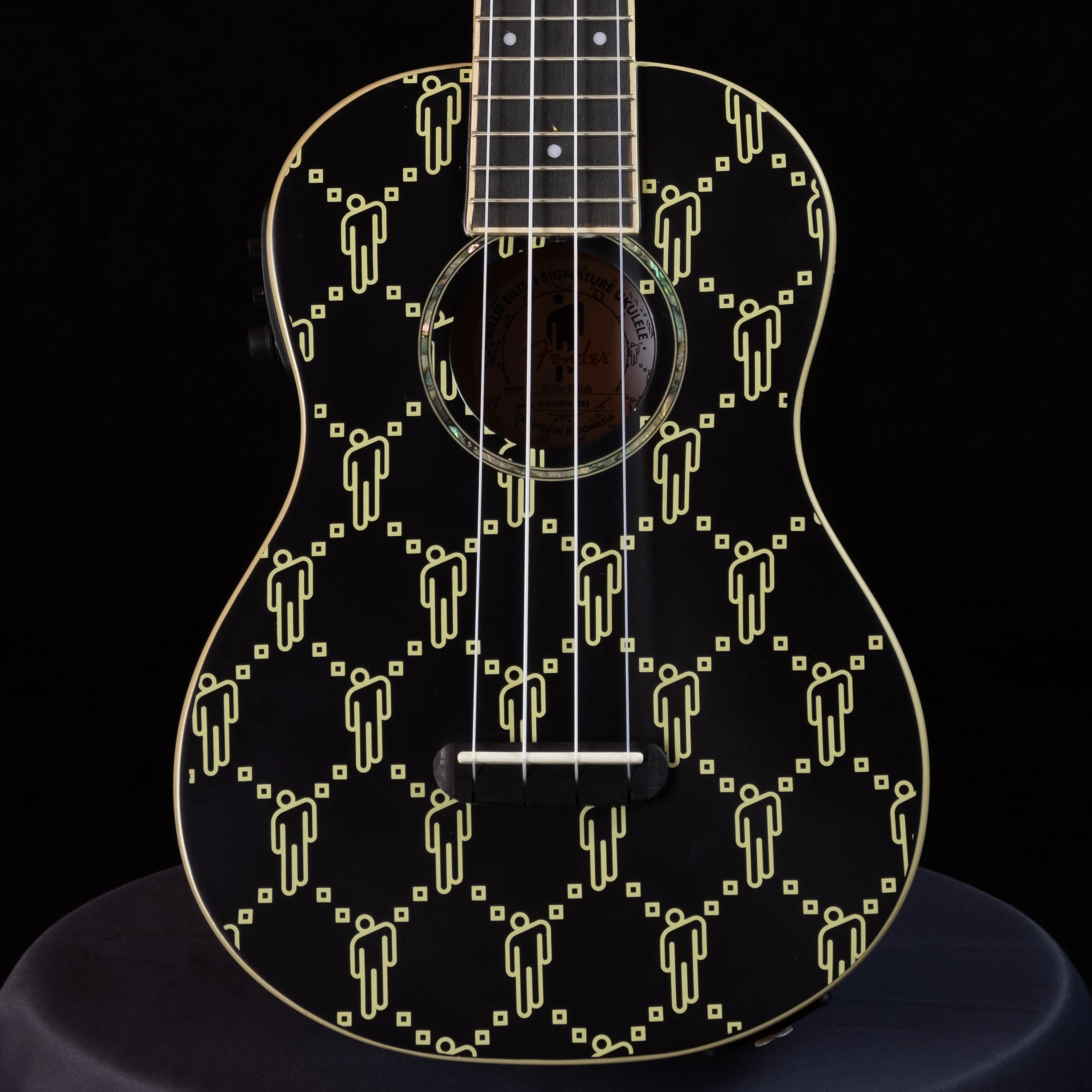 Fender Billie Eilish Ukulele Walnut Fingerboard Black