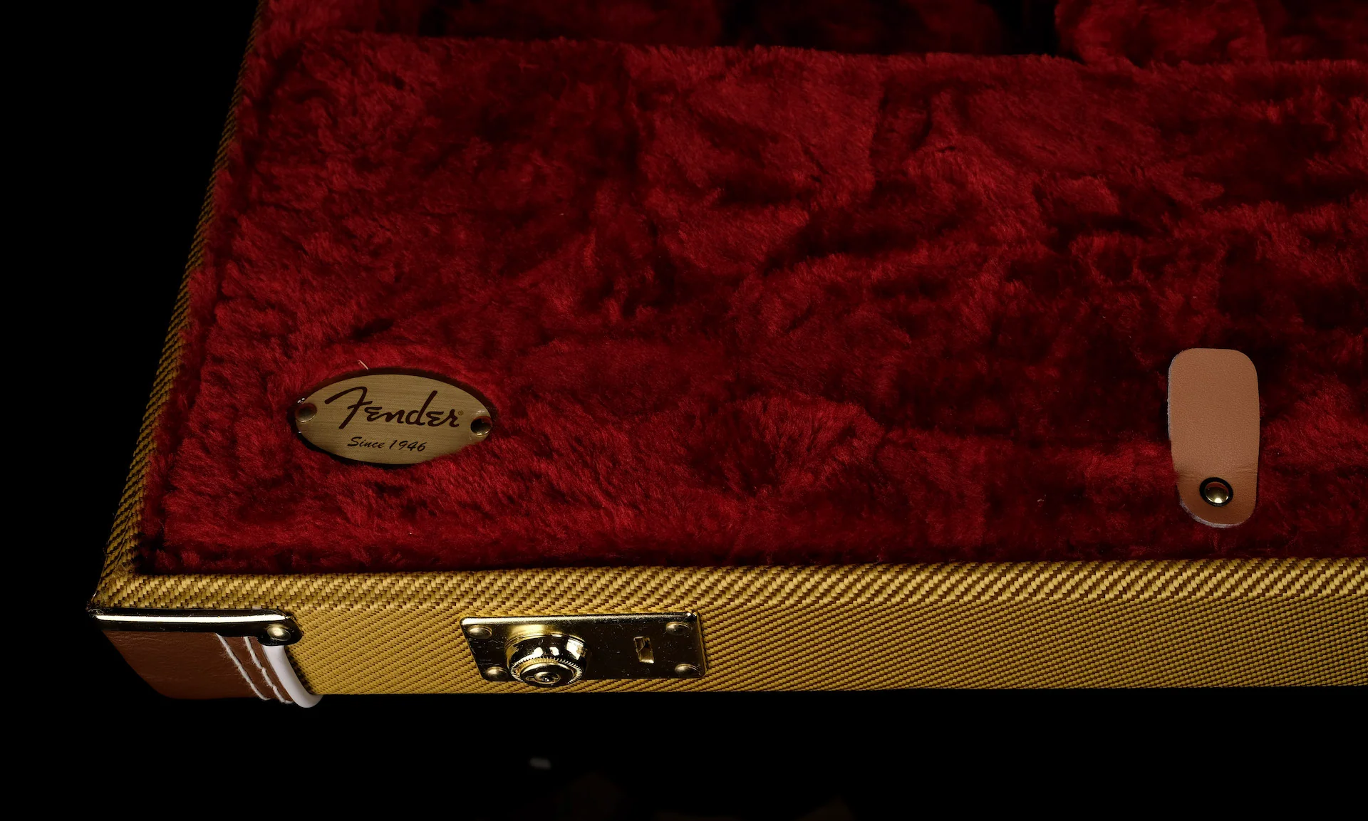 Fender Classic Series Wood Case - Precision Bass/Jazz Bass Tweed ***B-STOCK*** - Image 6