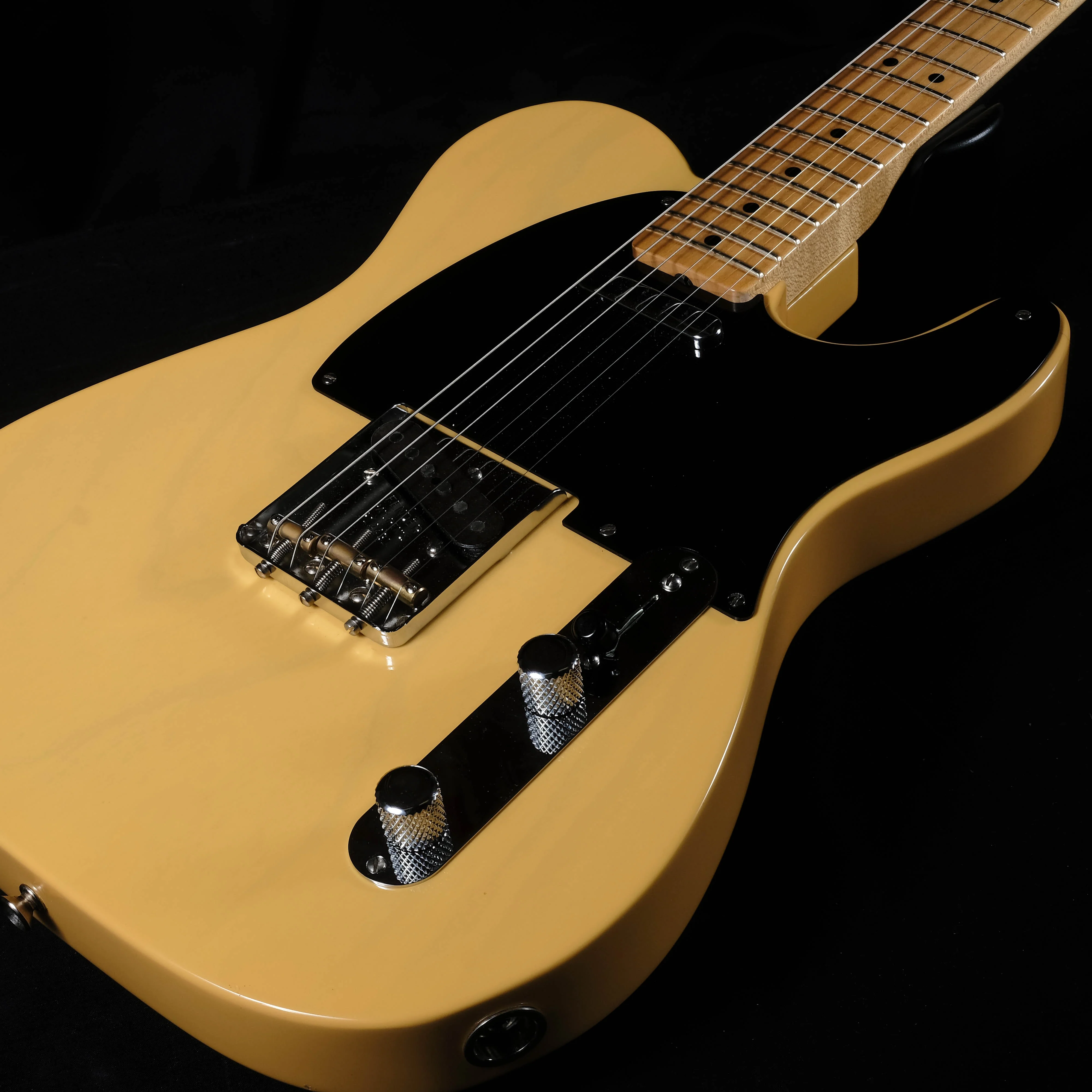 Fender Custom Shop '51 NOS Nocaster Butterscotch Blonde Electric Guitar - Image 4