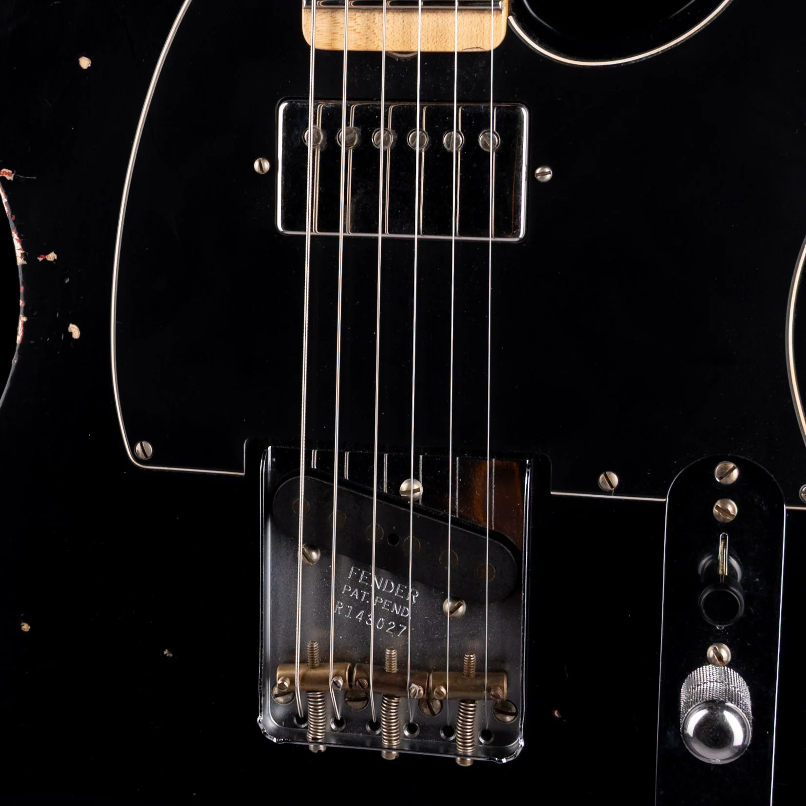 Fender Custom Shop 1952 Telecaster Relic Black Over Candy Apple Red - Image 4
