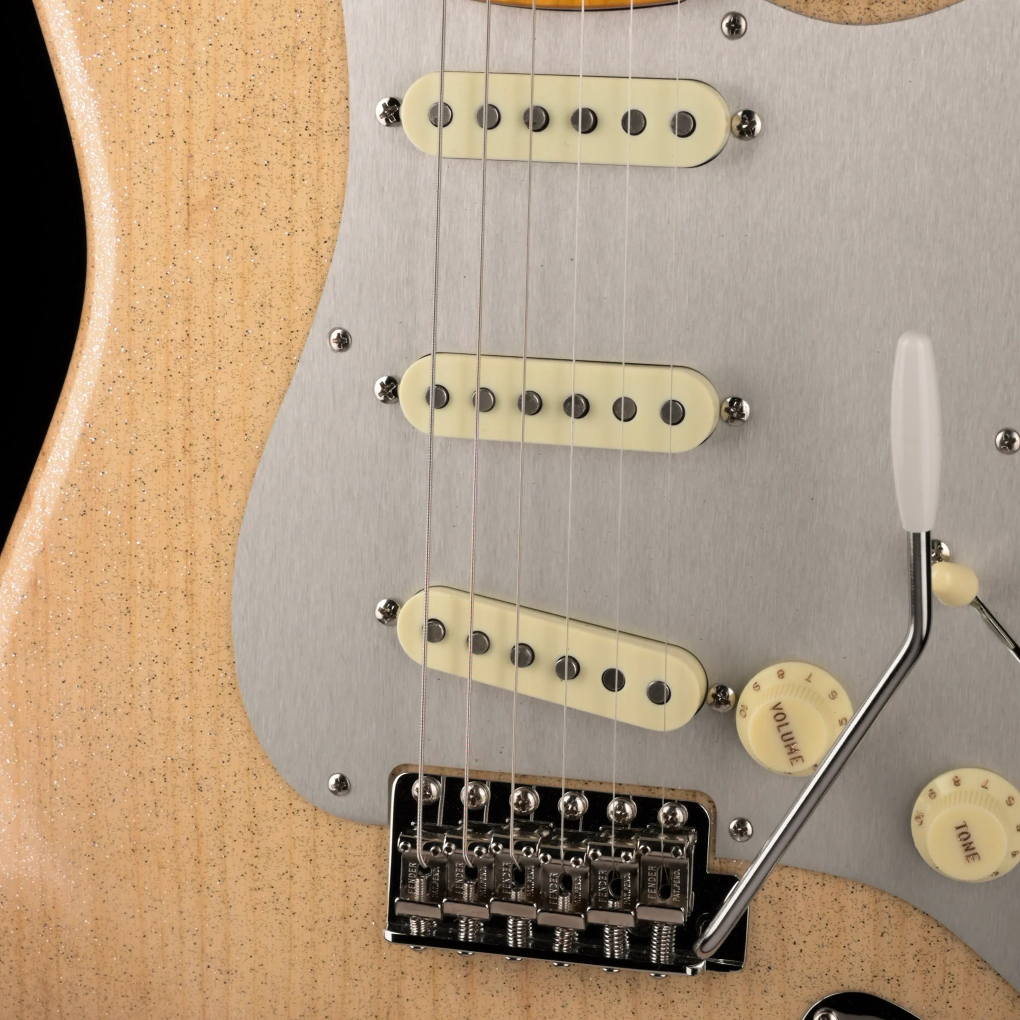 Fender Custom Shop 1957 Stratocaster NOS Santa Monica Sparkle Truetone Color Set With Case - Image 3
