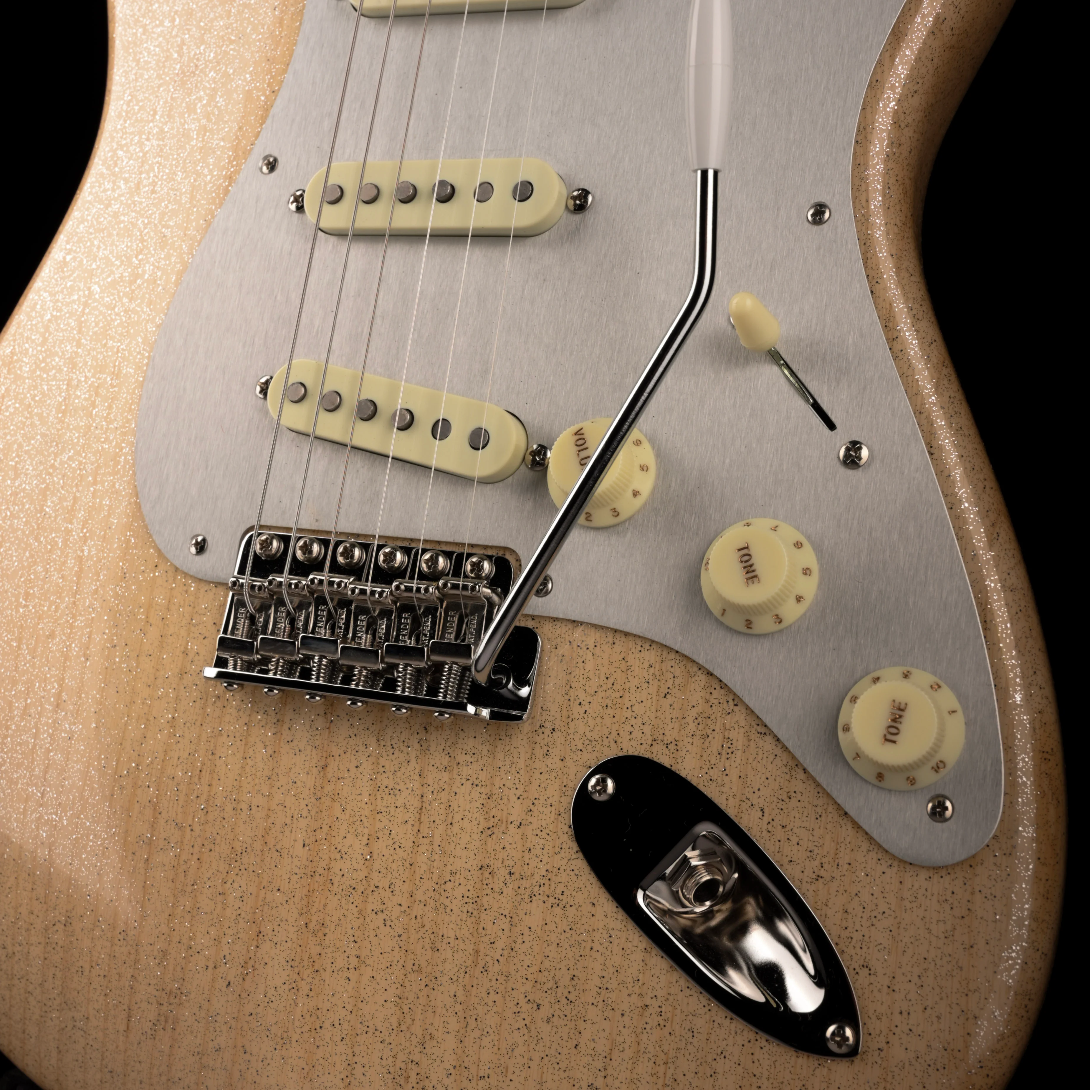 Fender Custom Shop 1957 Stratocaster NOS Santa Monica Sparkle Truetone Color Set With Case - Image 4