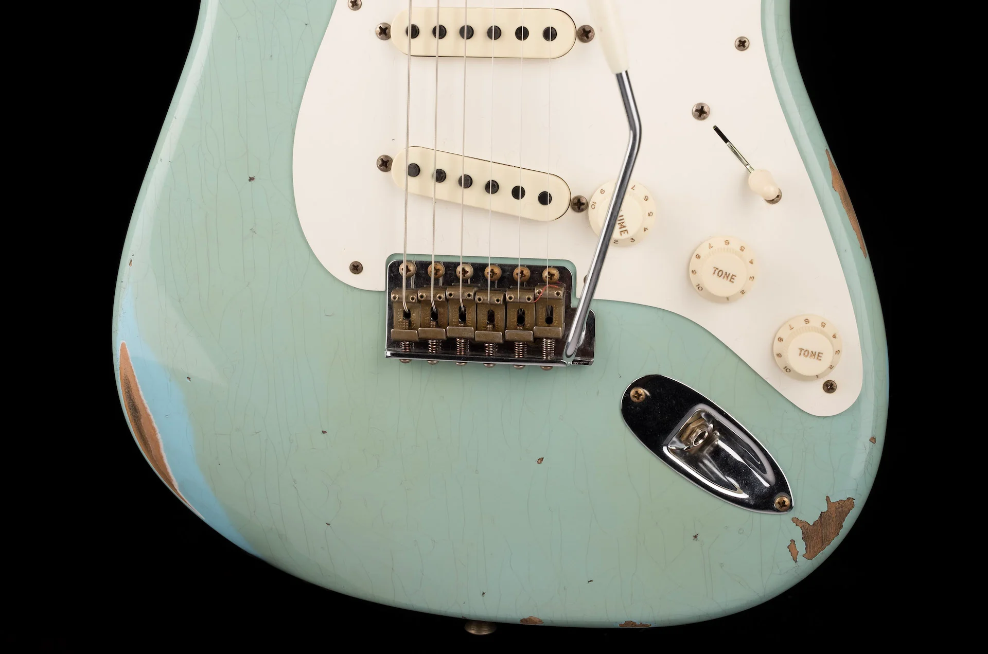 Fender Custom Shop 1957 Stratocaster Relic Faded Aged Daphne Blue Electric Guitar - Image 5