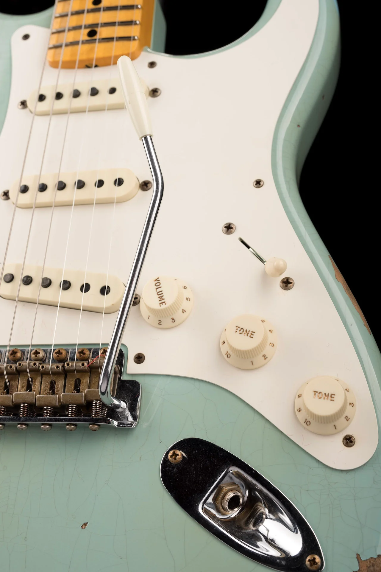 Fender Custom Shop 1957 Stratocaster Relic Faded Aged Daphne Blue Electric Guitar - Image 7