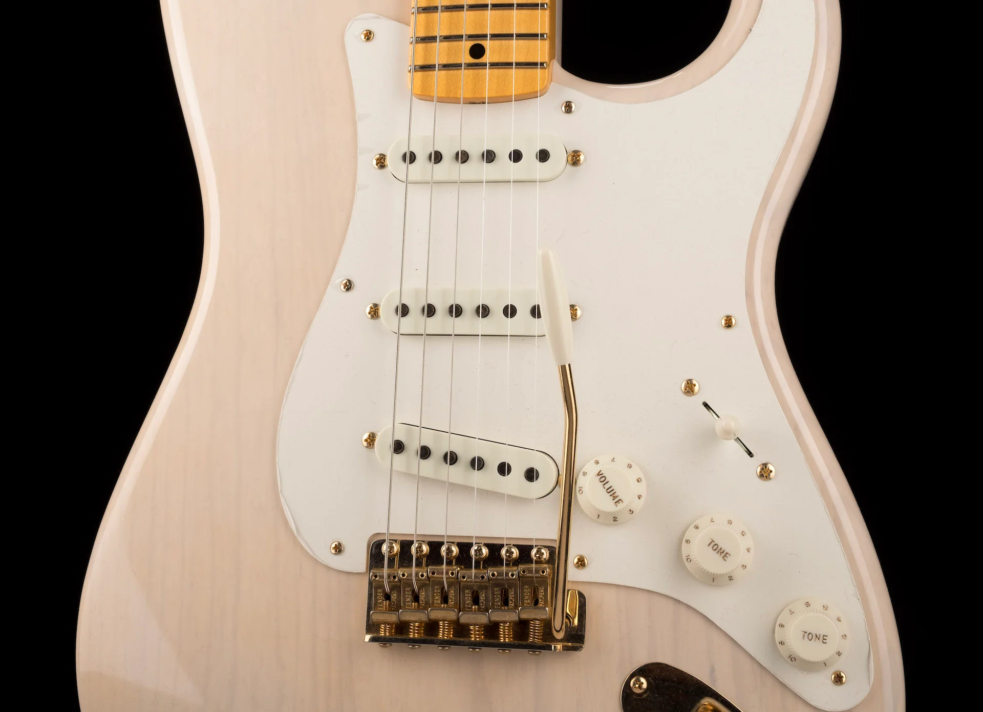 Fender Custom Shop 1957 Vintage Custom Stratocaster NOS Aged White Blonde With Case - Image 6