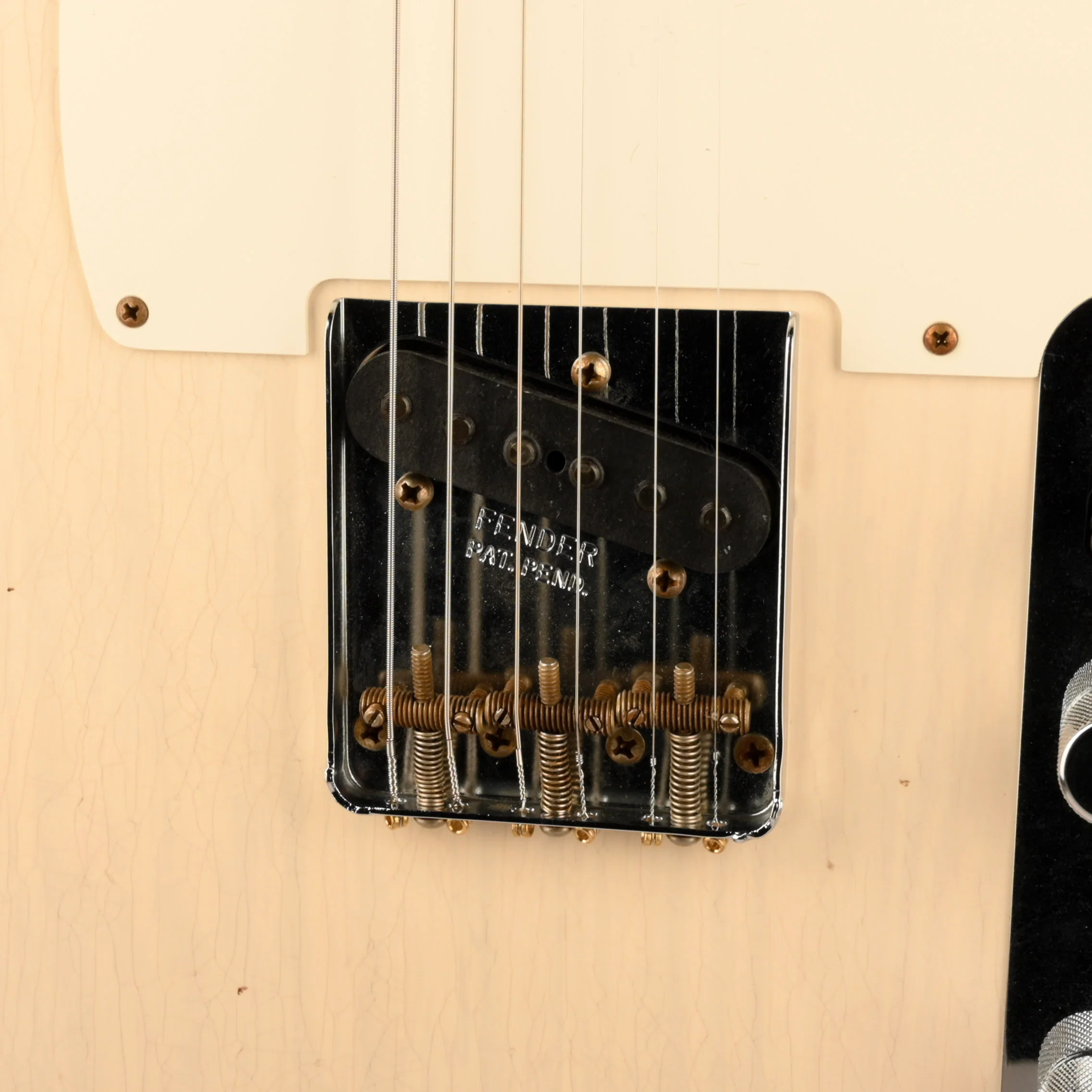 Fender Custom Shop 1958 Esquire Journeyman Relic Ash Aged White Blonde - Image 4