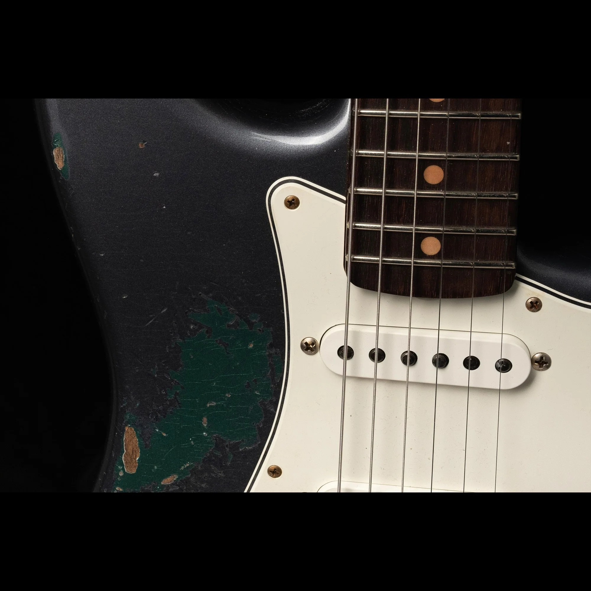 Fender Custom Shop 1962 Stratocaster Heavy Relic Charcoal Frost Metallic over Sherwood Green Metallic - Image 6
