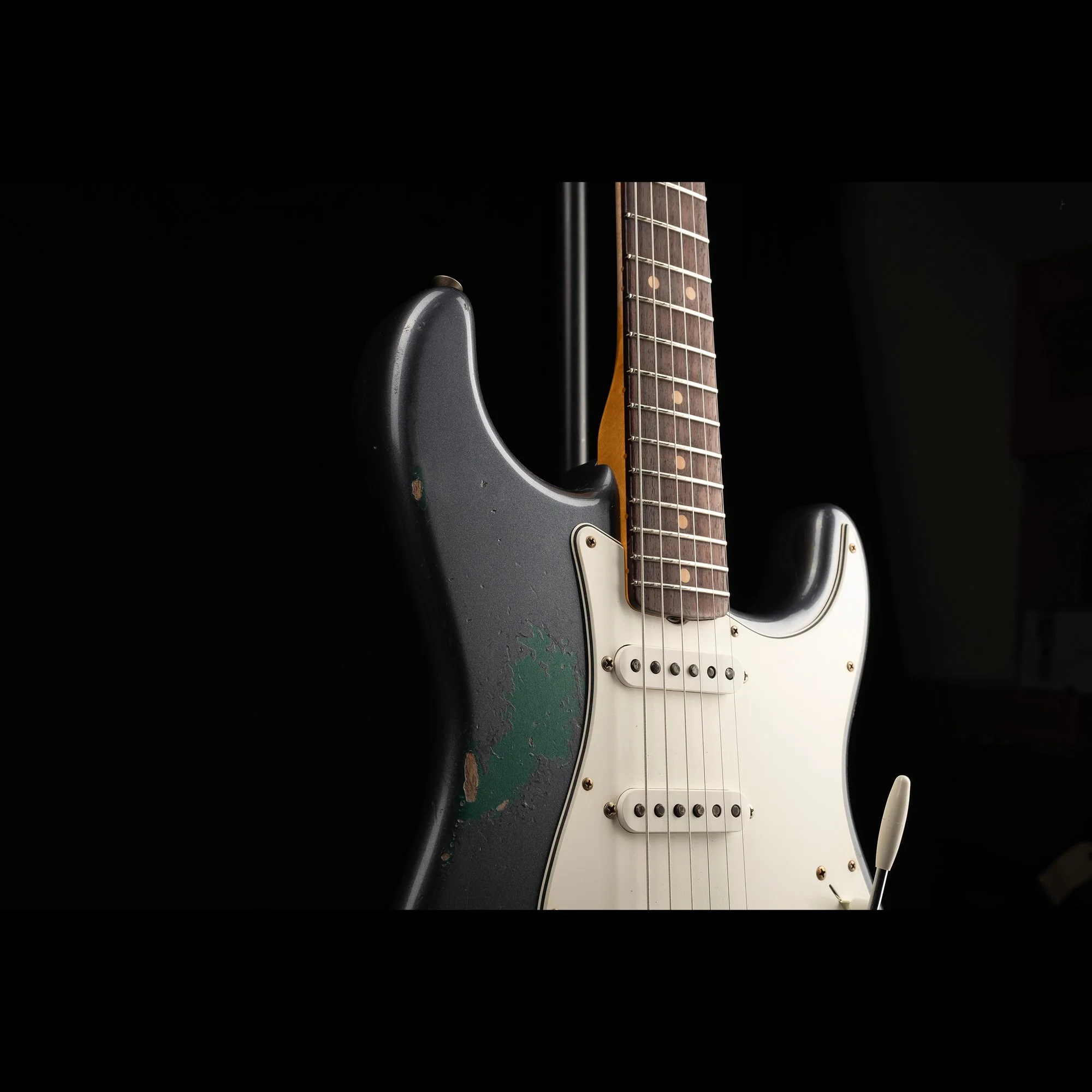 Fender Custom Shop 1962 Stratocaster Heavy Relic Charcoal Frost Metallic over Sherwood Green Metallic - Image 7