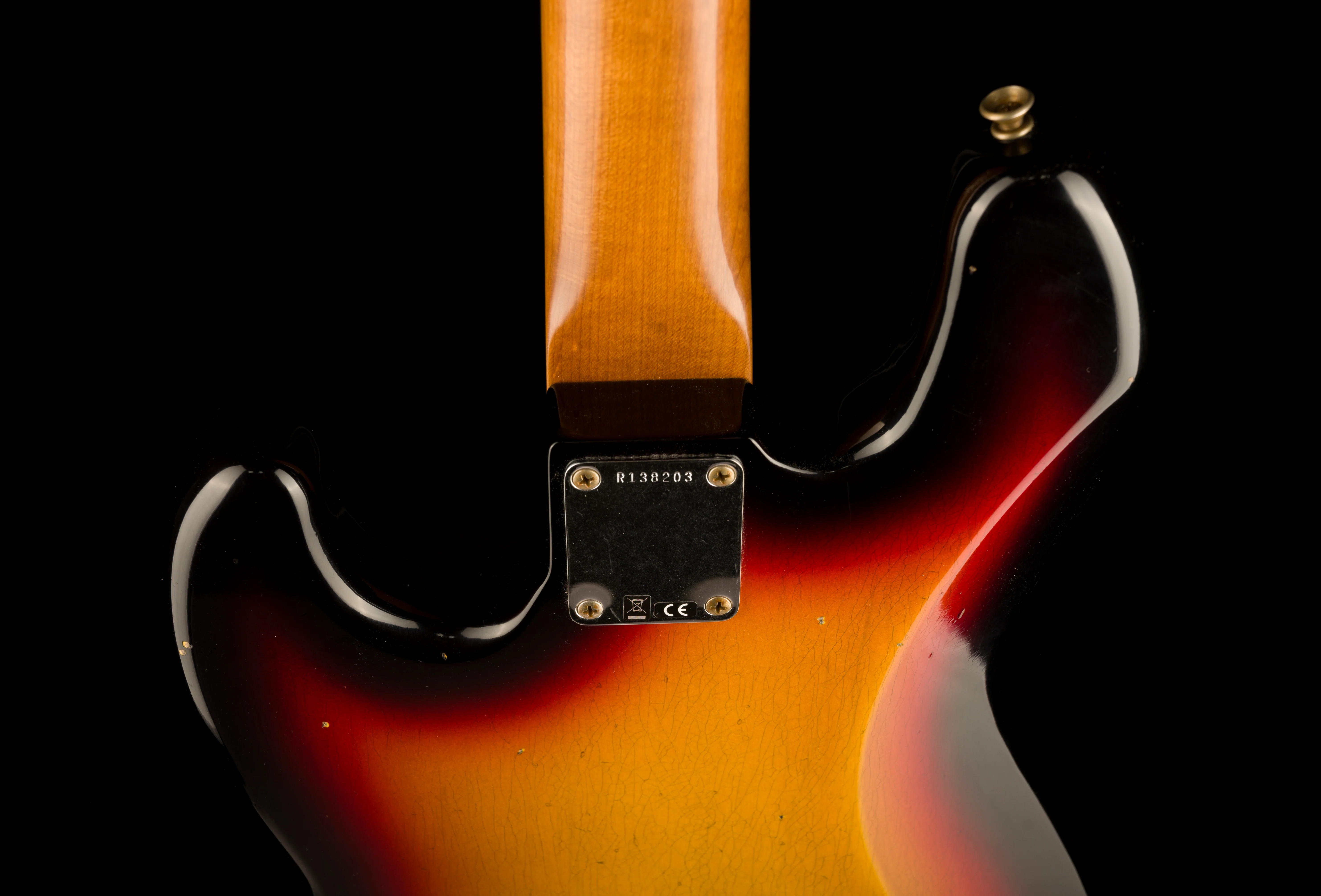Fender Custom Shop 1964 Jazz Bass Fretless Journeyman Relic 3-Tone Sunburst with Case - Image 14