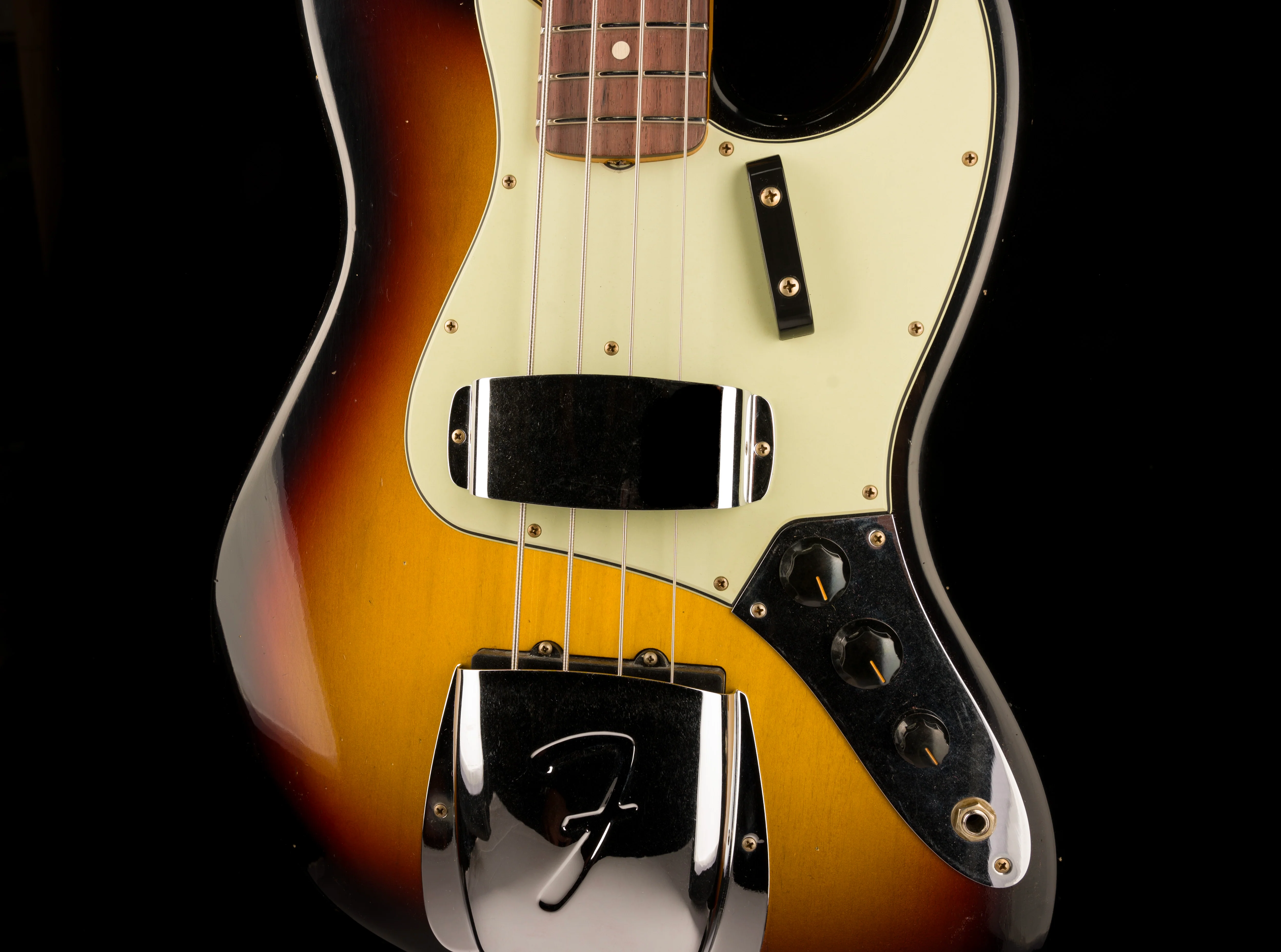Fender Custom Shop 1964 Jazz Bass Journeyman Relic Super Faded Aged 3-Tone Sunburst - Image 6