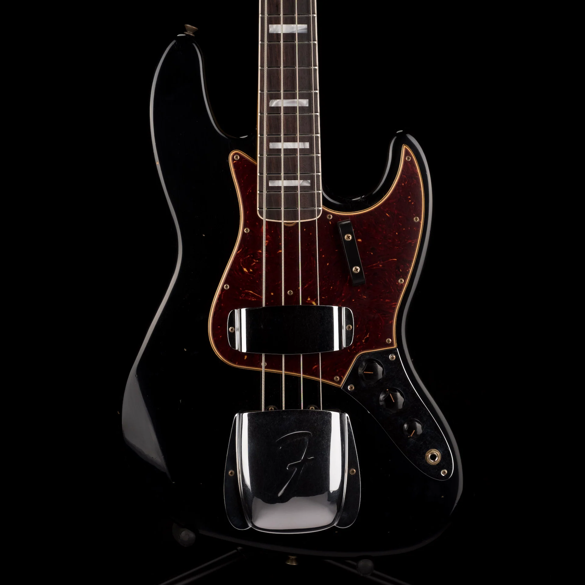 Fender Custom Shop 1966 Jazz Bass Journeyman Relic Black With Case