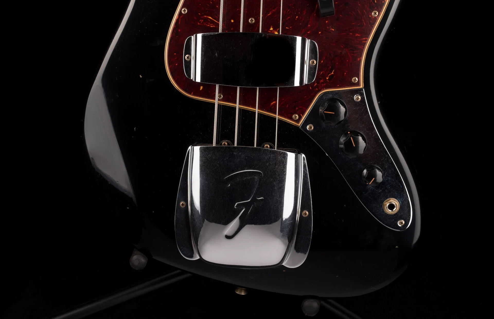 Fender Custom Shop 1966 Jazz Bass Journeyman Relic Black With Case - Image 5