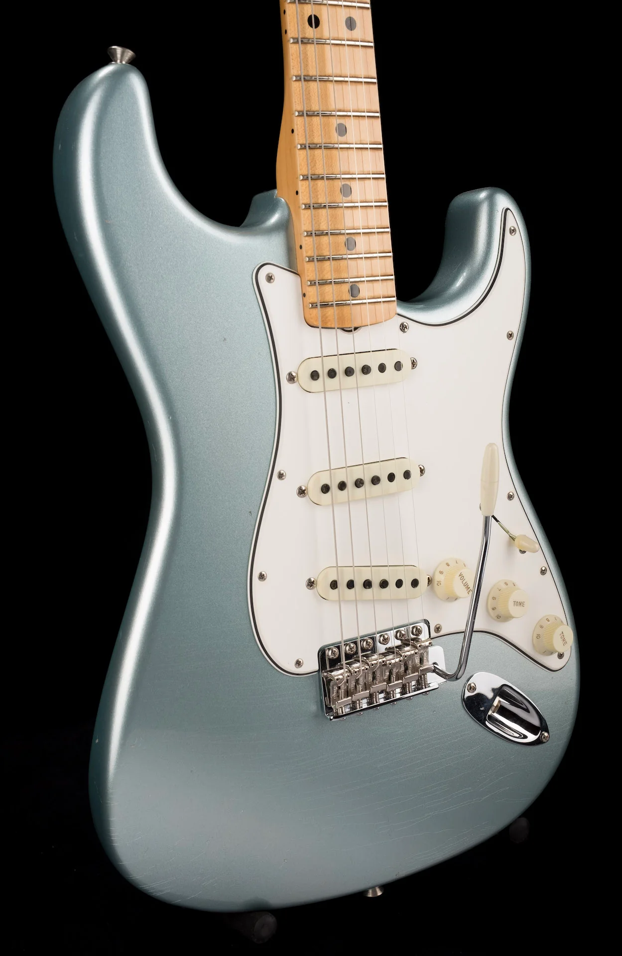 Fender Custom Shop '69 Stratocaster Journeyman Relic Aged Firemist Silver - Image 11