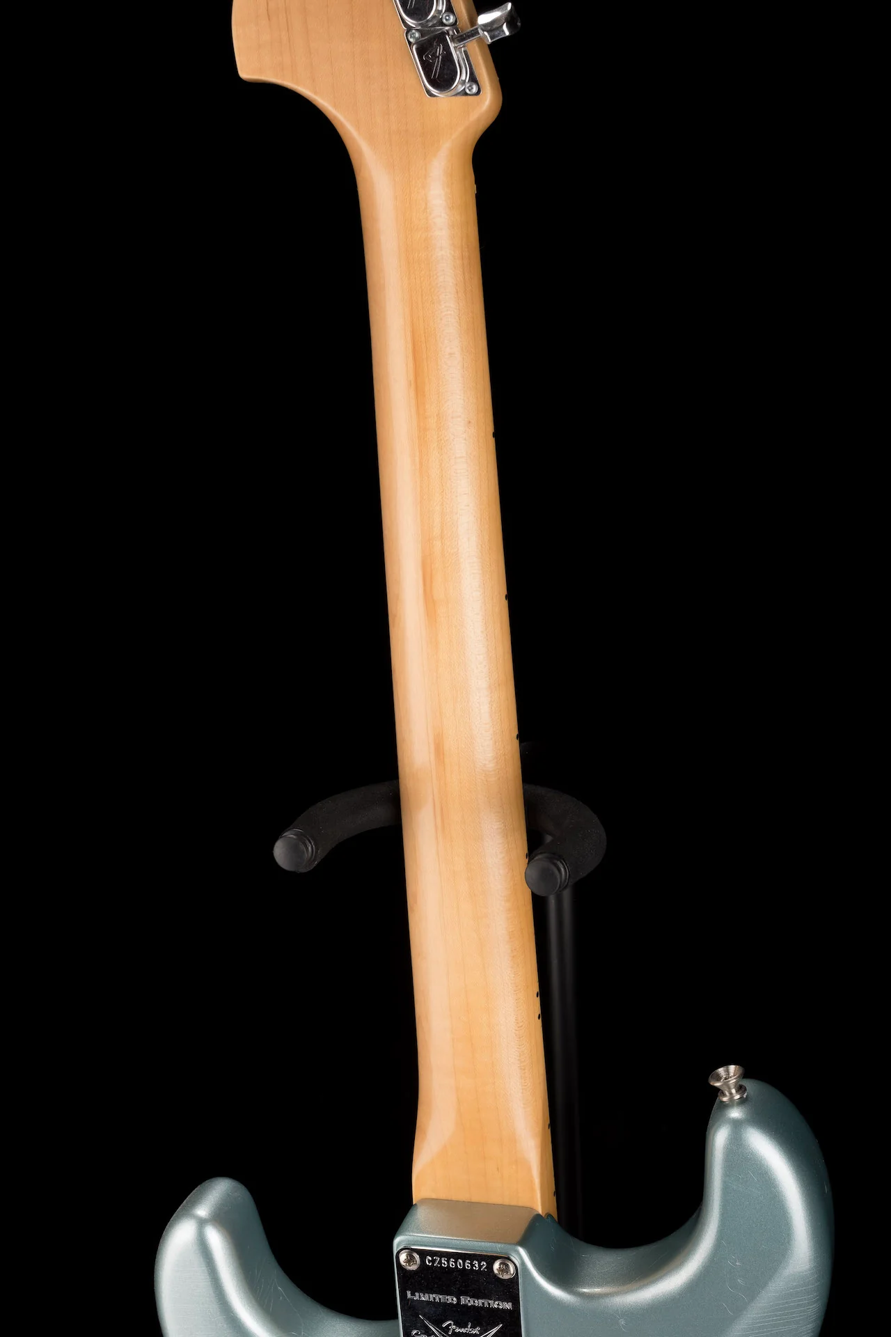 Fender Custom Shop '69 Stratocaster Journeyman Relic Aged Firemist Silver - Image 17