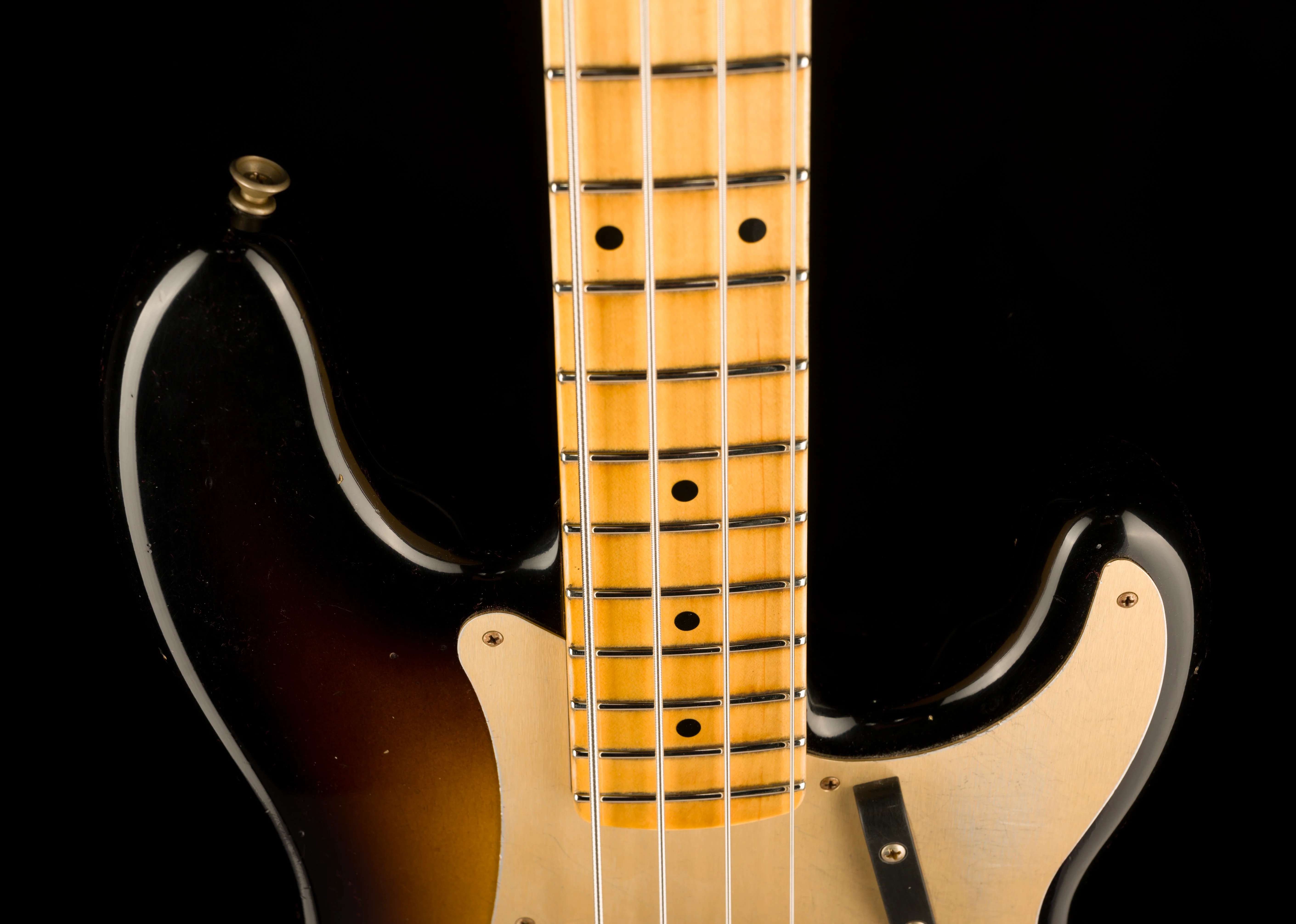 Fender Custom Shop '57 Precision Bass Journeyman Relic Wide-Fade 2 Tone Sunburst - Image 3