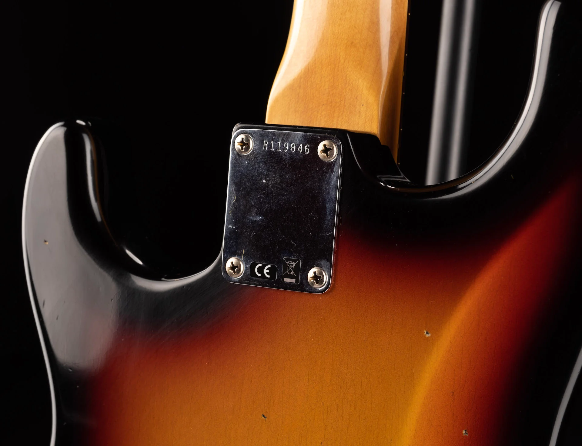 Fender Custom Shop Bonetone 1962 Stratocaster Journeyman Relic 3-Tone Sunburst - Image 10