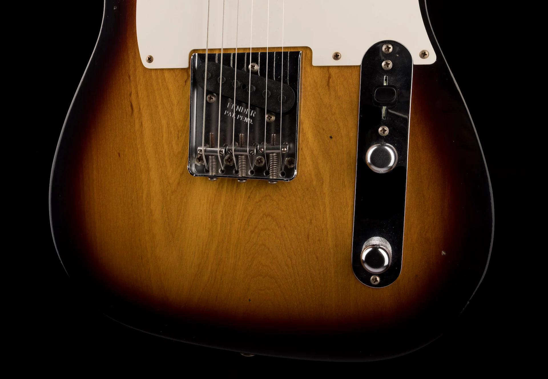 Fender Custom Shop Limited Edition 1955 Telecaster Journeyman Relic 2-Tone Sunburst - Image 5