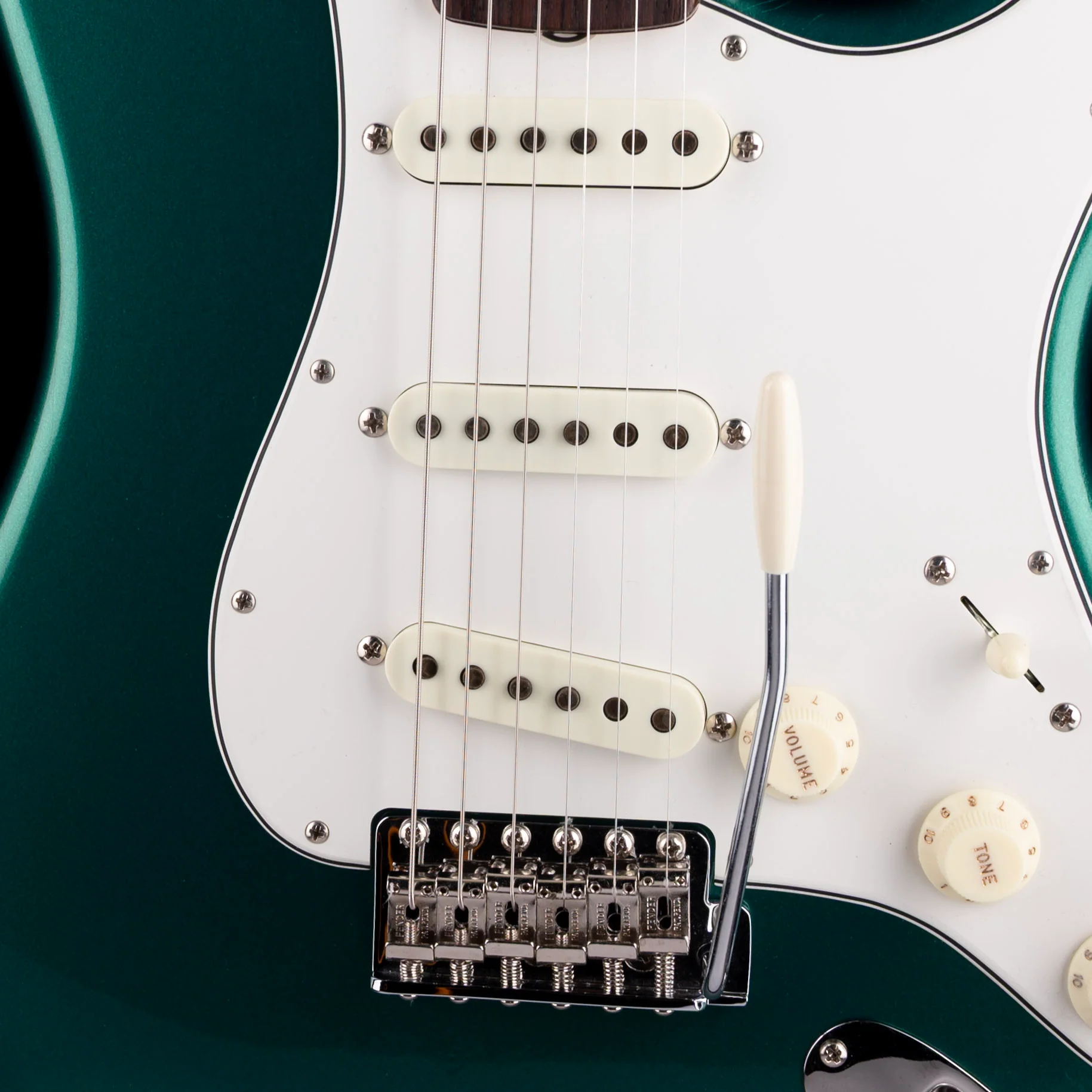 Fender Custom Shop 1965 Stratocaster Deluxe Closet Classic British Racing Green - Image 4