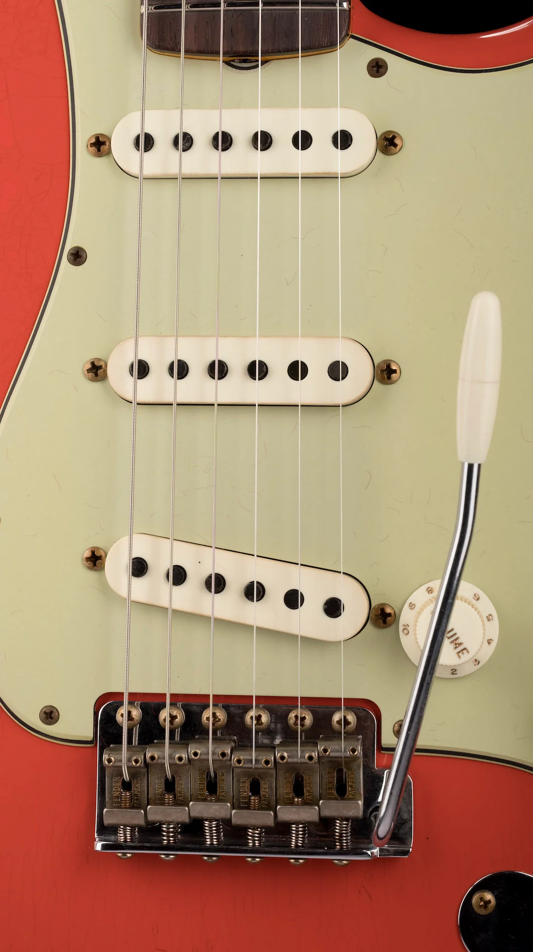 Fender Custom Shop Limited Edition '62/'63 Stratocaster Journeyman Relic Aged Fiesta Red - Image 7