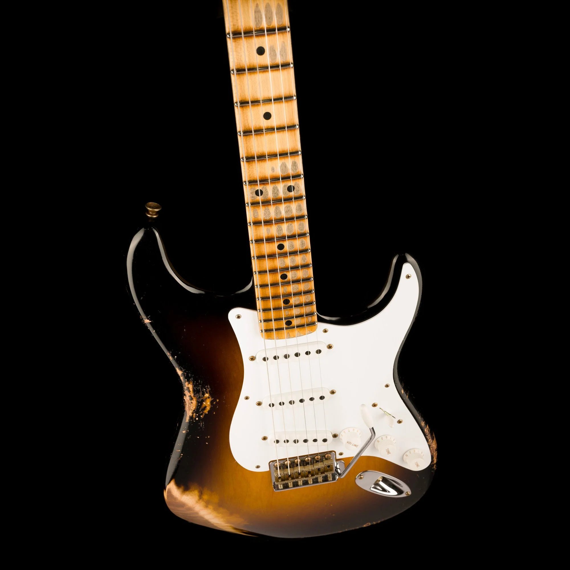 Fender Custom Shop Limited Edition 70th Anniversary 1954 Stratocaster Heavy Relic Wide Fade 2-Tone Sunburst - Image 4