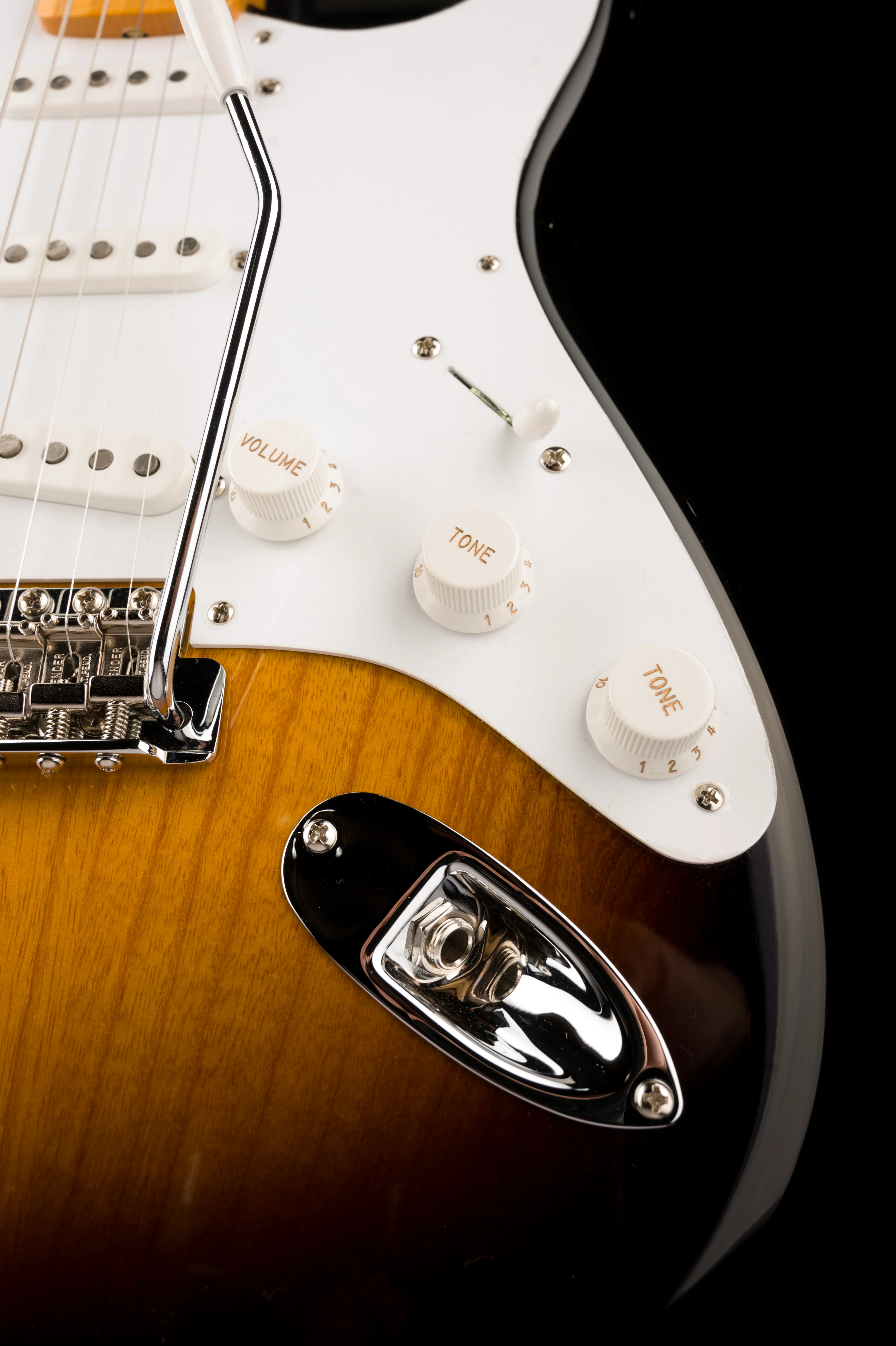 Fender Custom Shop Limited Edition 70th Anniversary 1954 Stratocaster NOS Wide-Fade 2-Color Sunburst With Case - Image 8