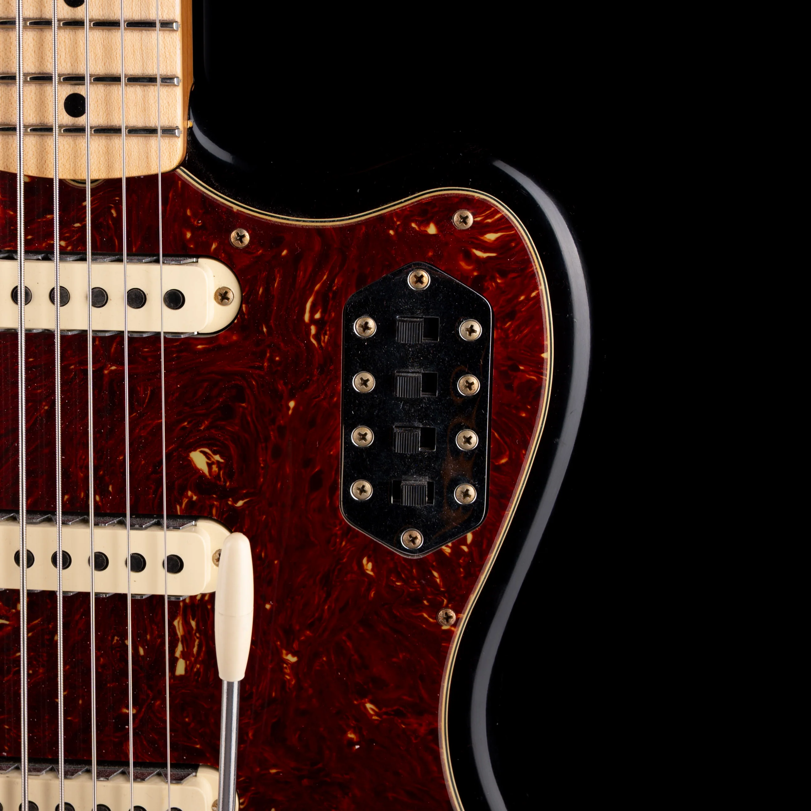 Fender Custom Shop Limited Edition Bass VI Journeyman Relic Bleached 3-Color Sunburst - Image 6
