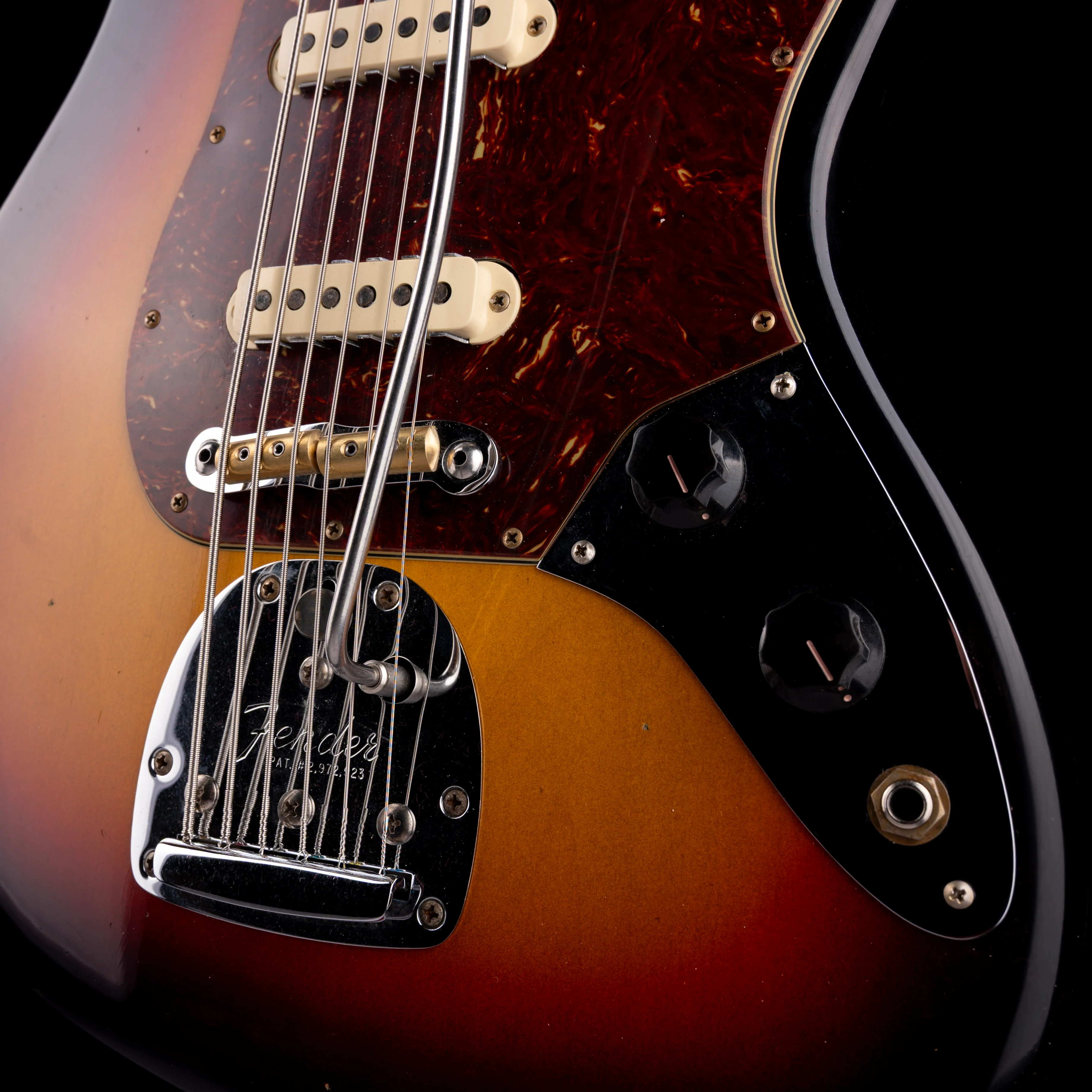 Fender Custom Shop Limited Edition Bass VI Journeyman Relic Bleached 3-Color Sunburst - Image 7