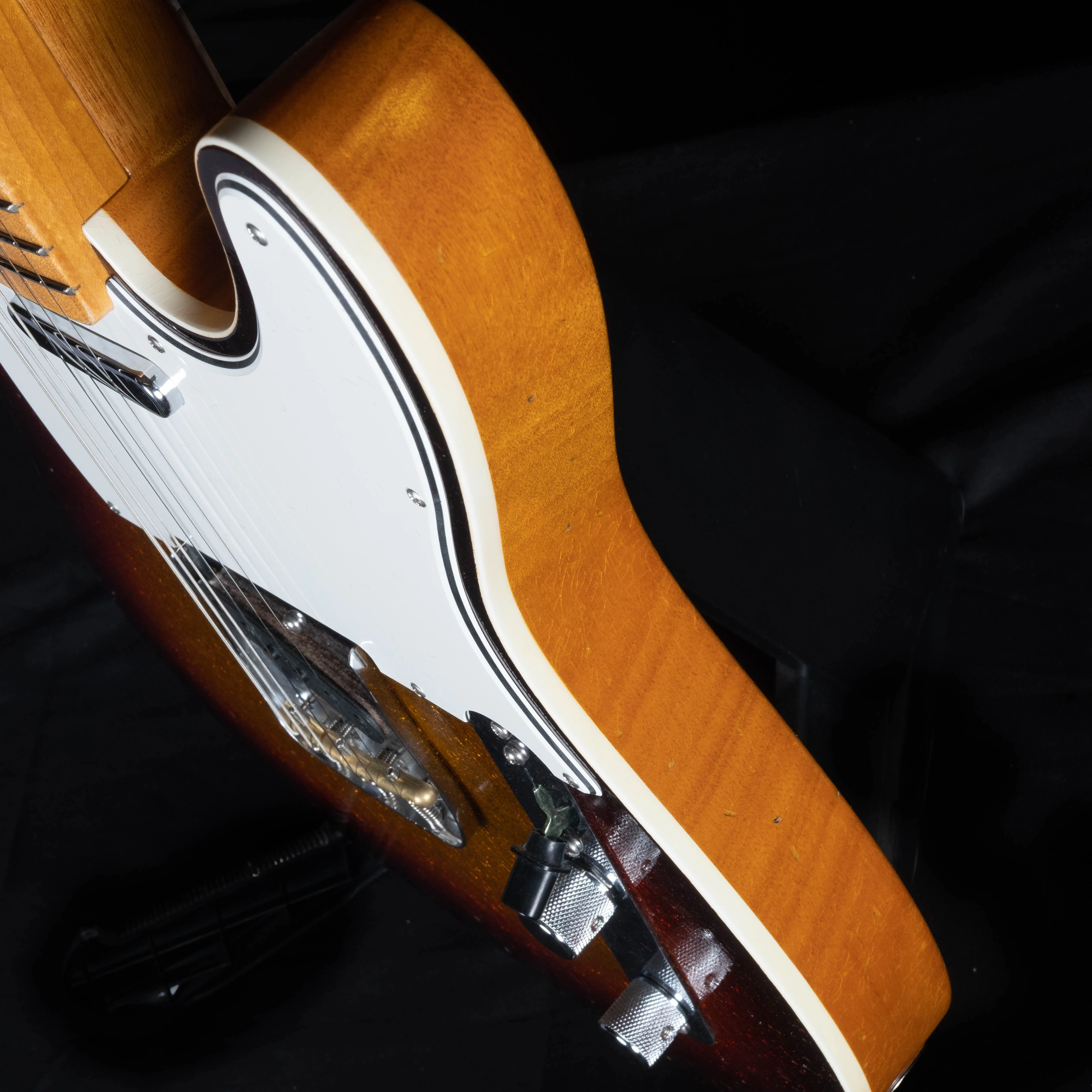 Fender Custom Shop Limited Edition Postmodern Telecaster Journeyman Relic 3-Tone Sunburst Sparkle - Image 11