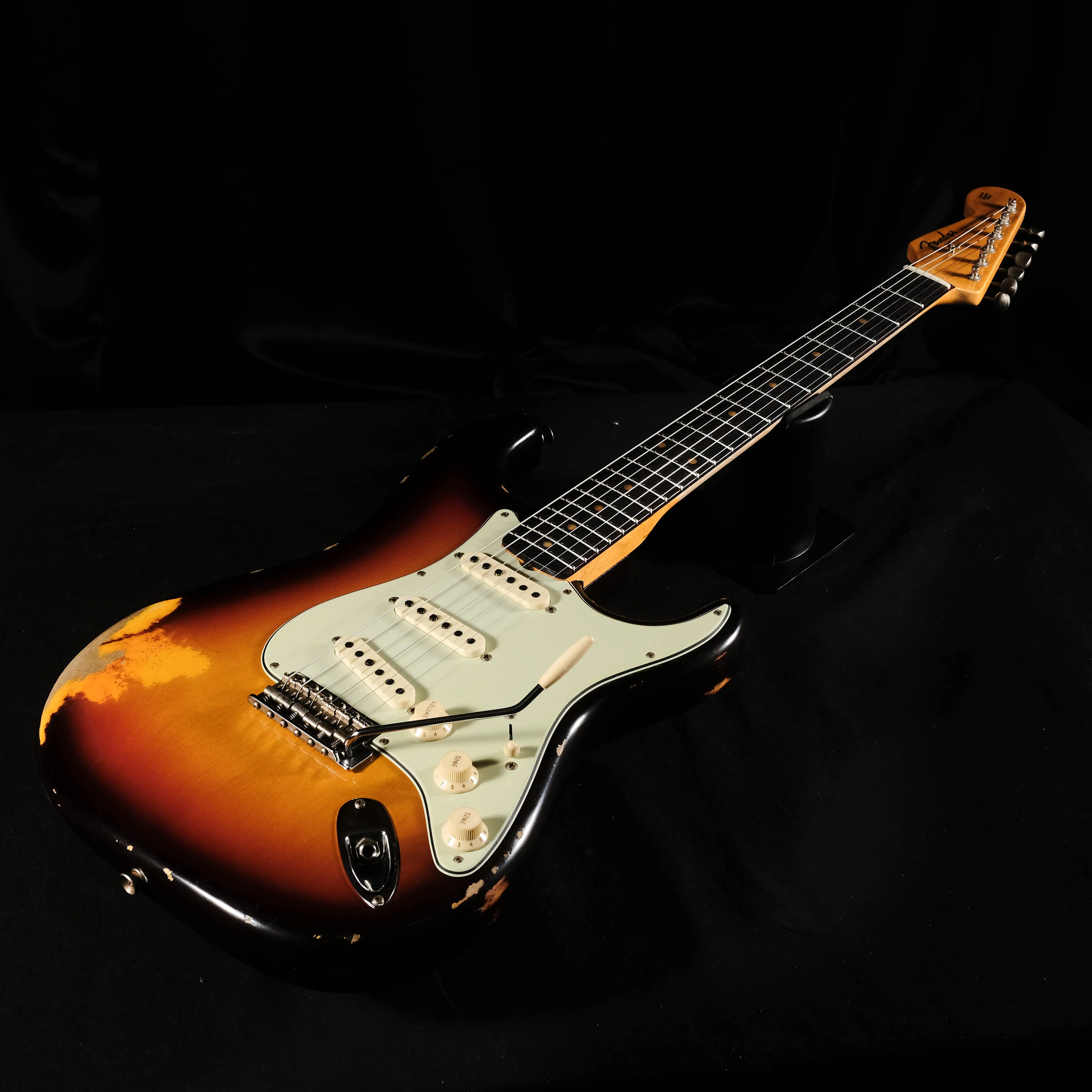 Fender Custom Shop Limited Edition Reverse Headstock '59 Stratocaster Relic Chocolate Sunburst With Case - Image 3