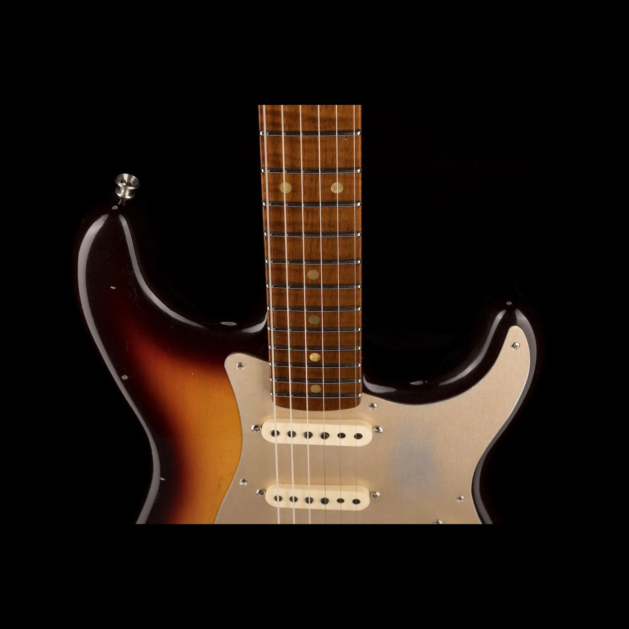 Pre Owned Fender Custom Shop Limited Edition Roasted 1958 Stratocaster Special Journeyman Relic Chocolate 3-Tone Sunburst With OHSC - Image 3