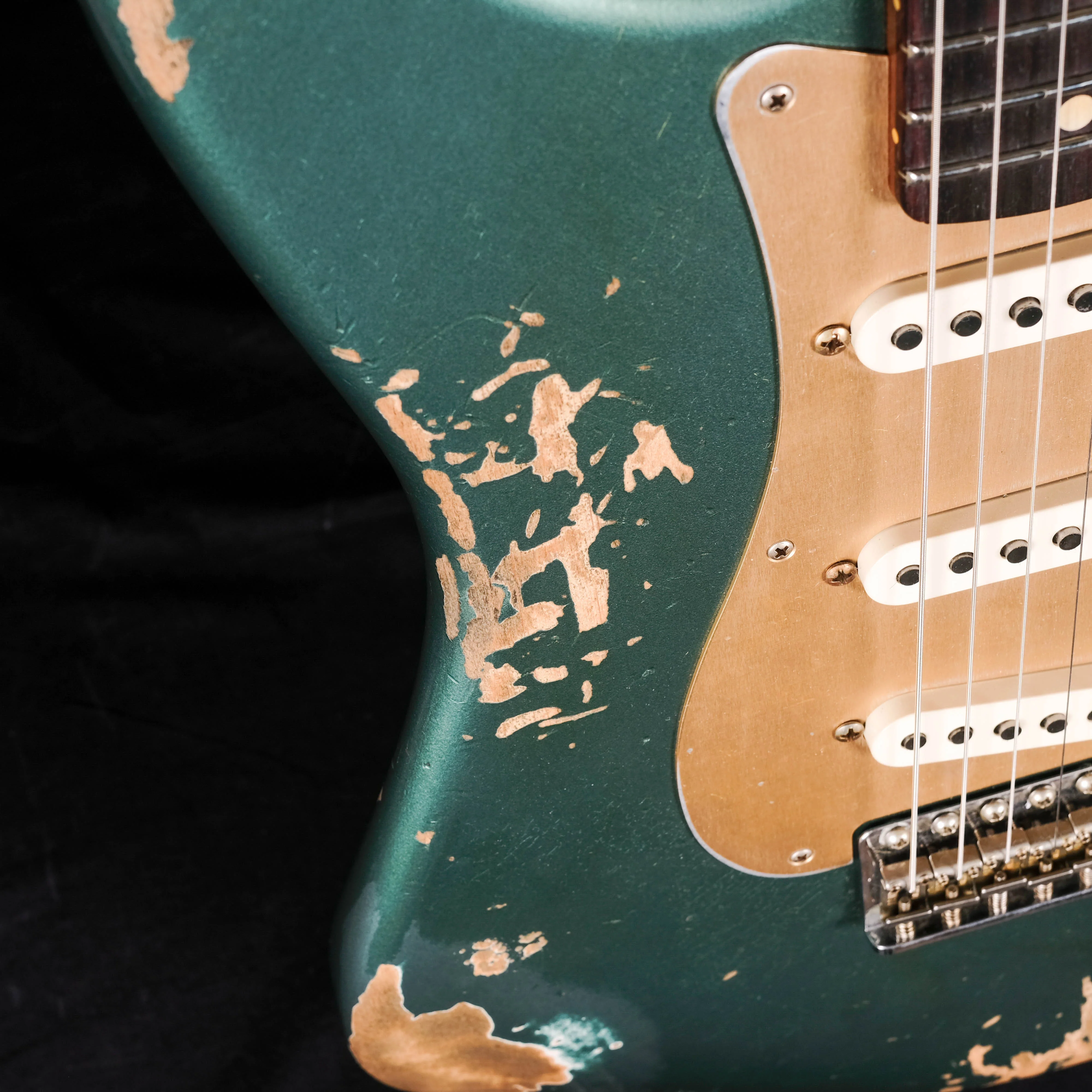Fender Custom Shop Limited Edition Roasted 1959 Stratocaster Heavy Relic Rosewood Aged Sherwood Green Metallic - Image 5