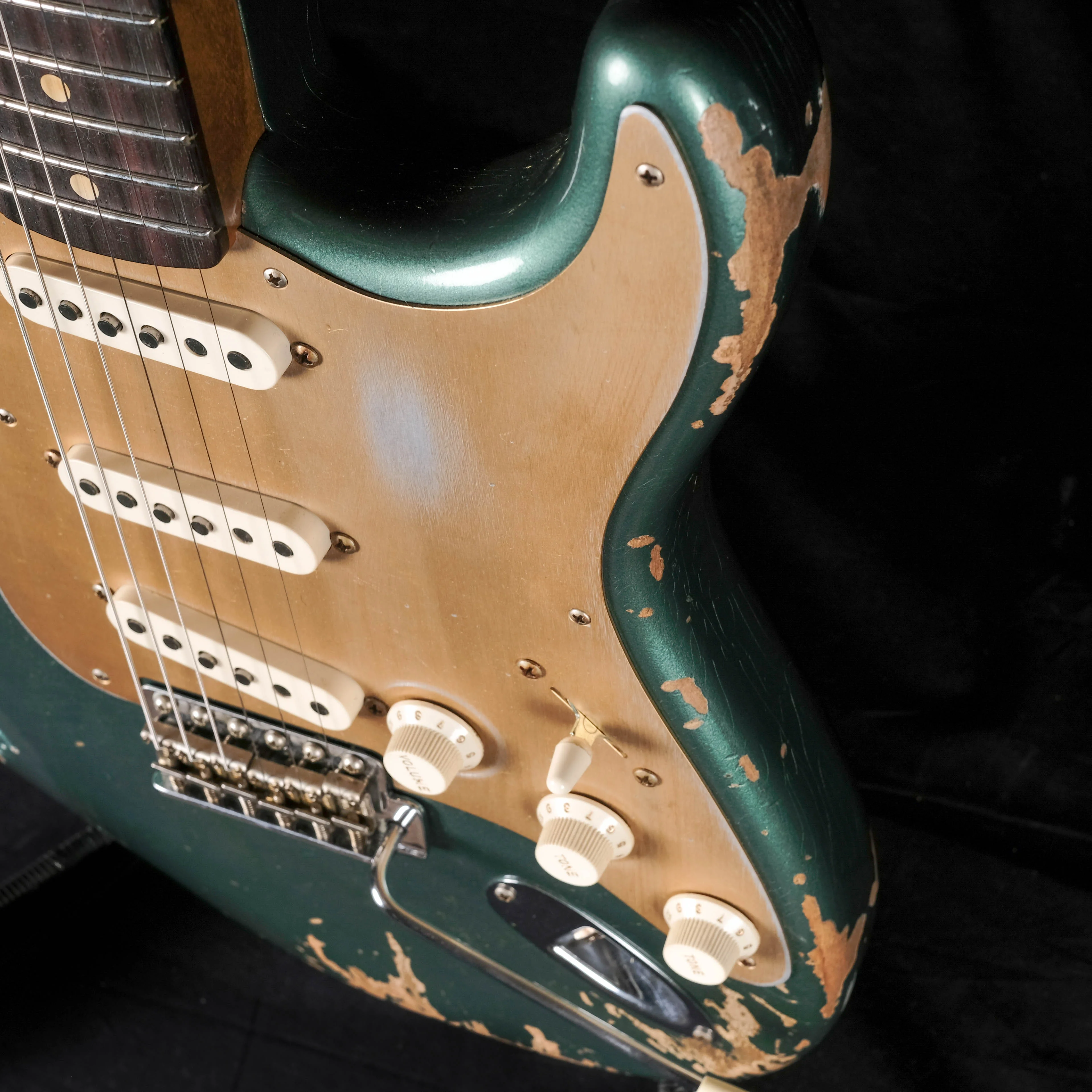 Fender Custom Shop Limited Edition Roasted 1959 Stratocaster Heavy Relic Rosewood Aged Sherwood Green Metallic - Image 6