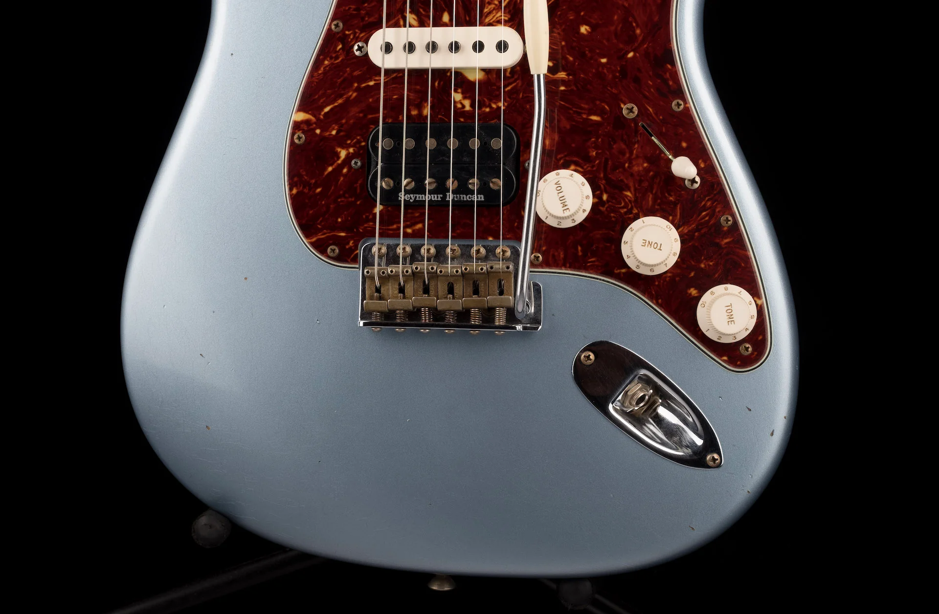 Fender Custom Shop Masterbuilt Austin MacNutt 1965 Stratocaster HSS Journeyman Relic Blue Ice Metallic - Image 5