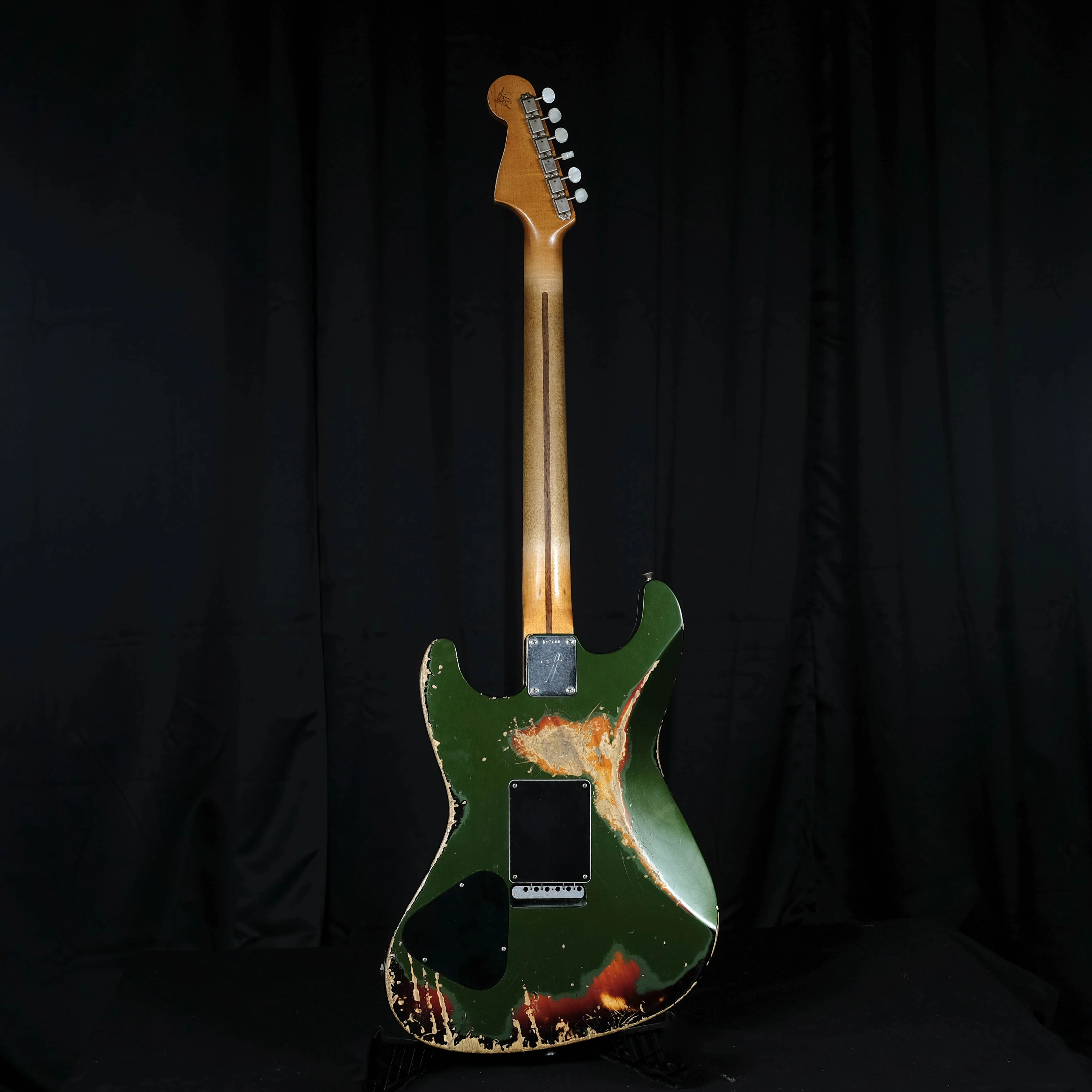 Fender Custom Shop Masterbuilt Carlos Lopez Heavy Relic Offset Subsonic Baritone Stratocaster Aged Cadillac Green Over Sunburst - Image 12