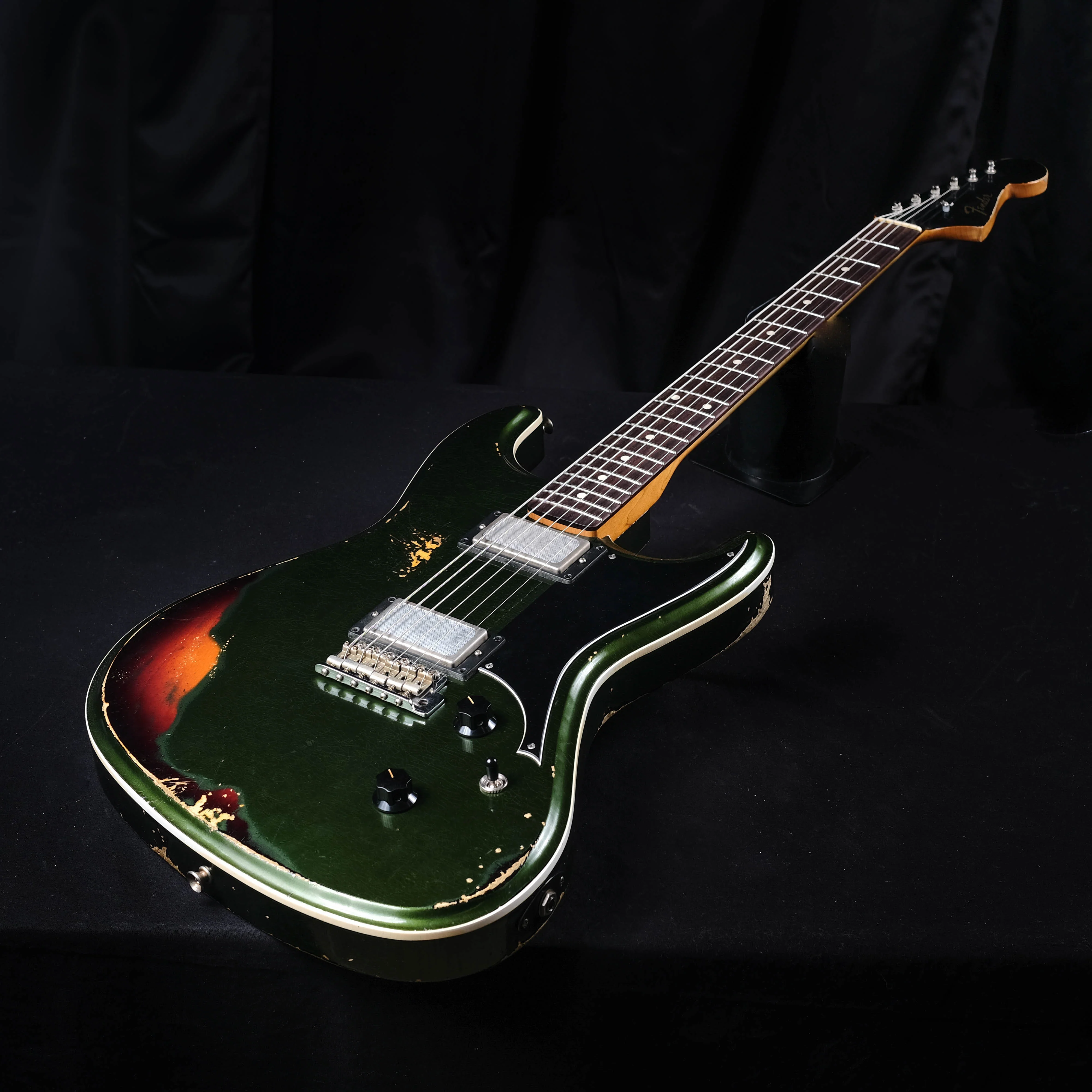 Fender Custom Shop Masterbuilt Carlos Lopez Heavy Relic Offset Subsonic Baritone Stratocaster Aged Cadillac Green Over Sunburst - Image 3