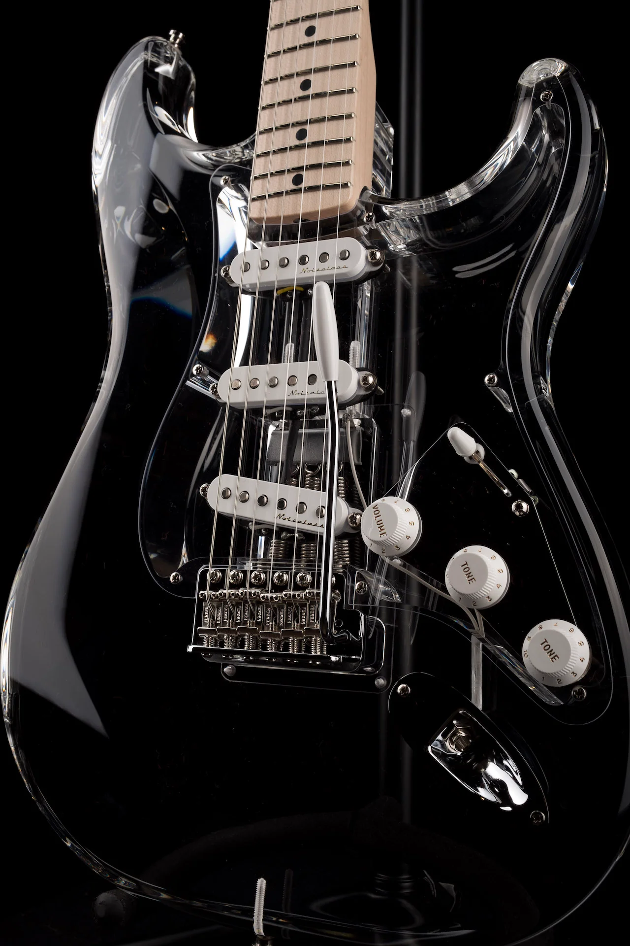 Fender Custom Shop Masterbuilt Scott Buehl Acrylic Stratocaster Clear - Image 7